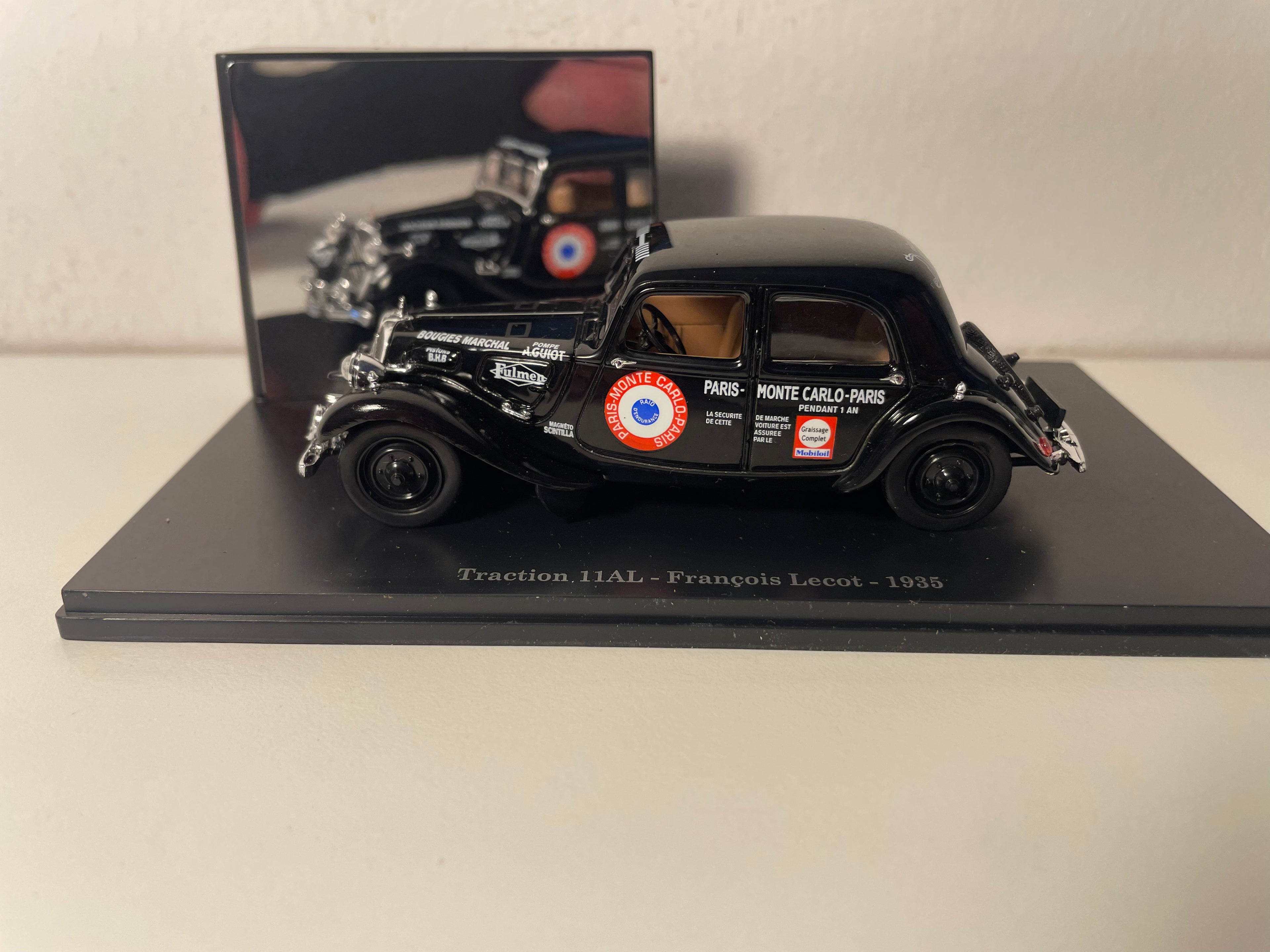 1935 Citroën Traction 11AL Black - François Lecot (Plexi Box)