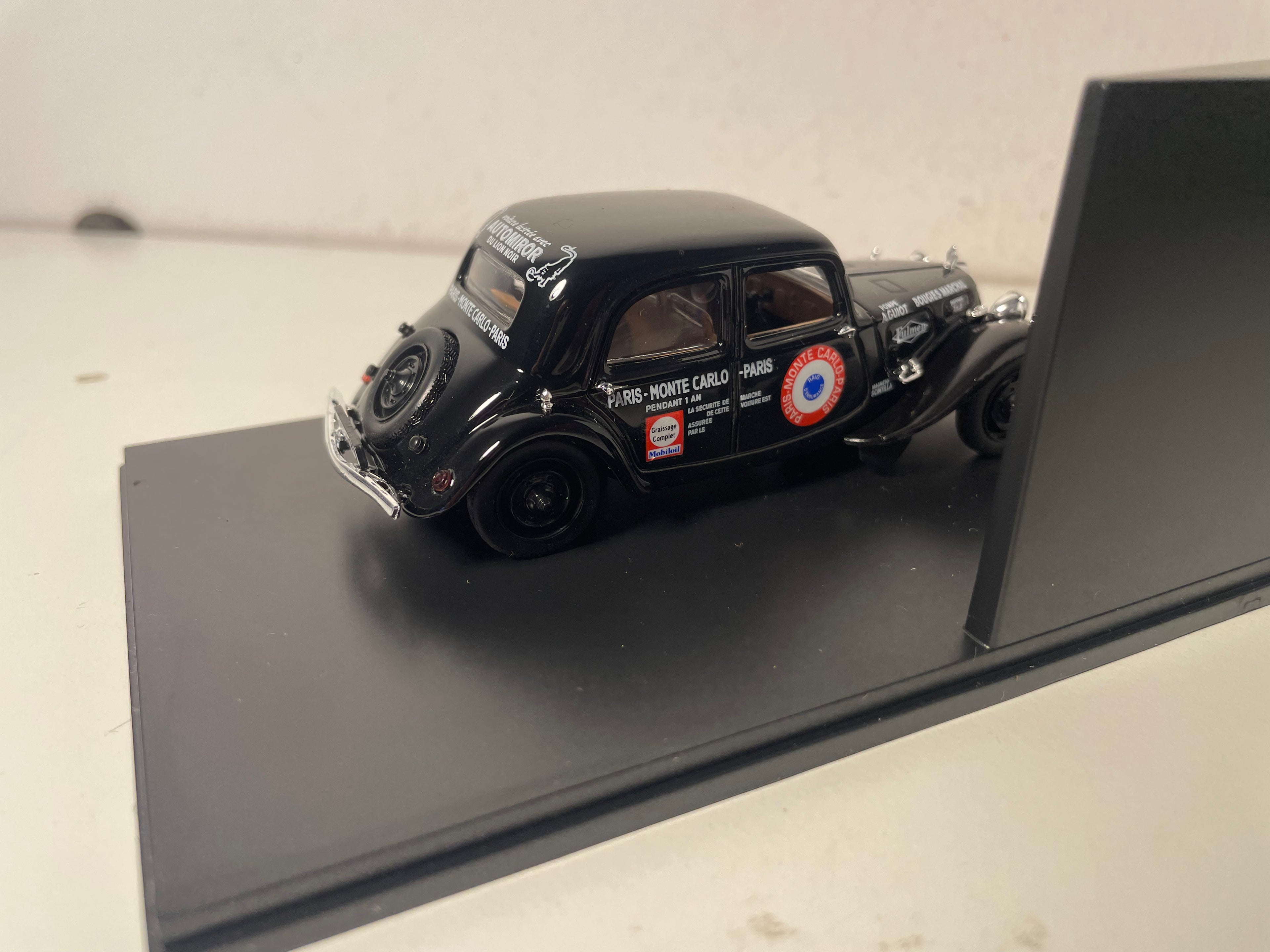 1935 Citroën Traction 11AL Black - François Lecot (Plexi Box)