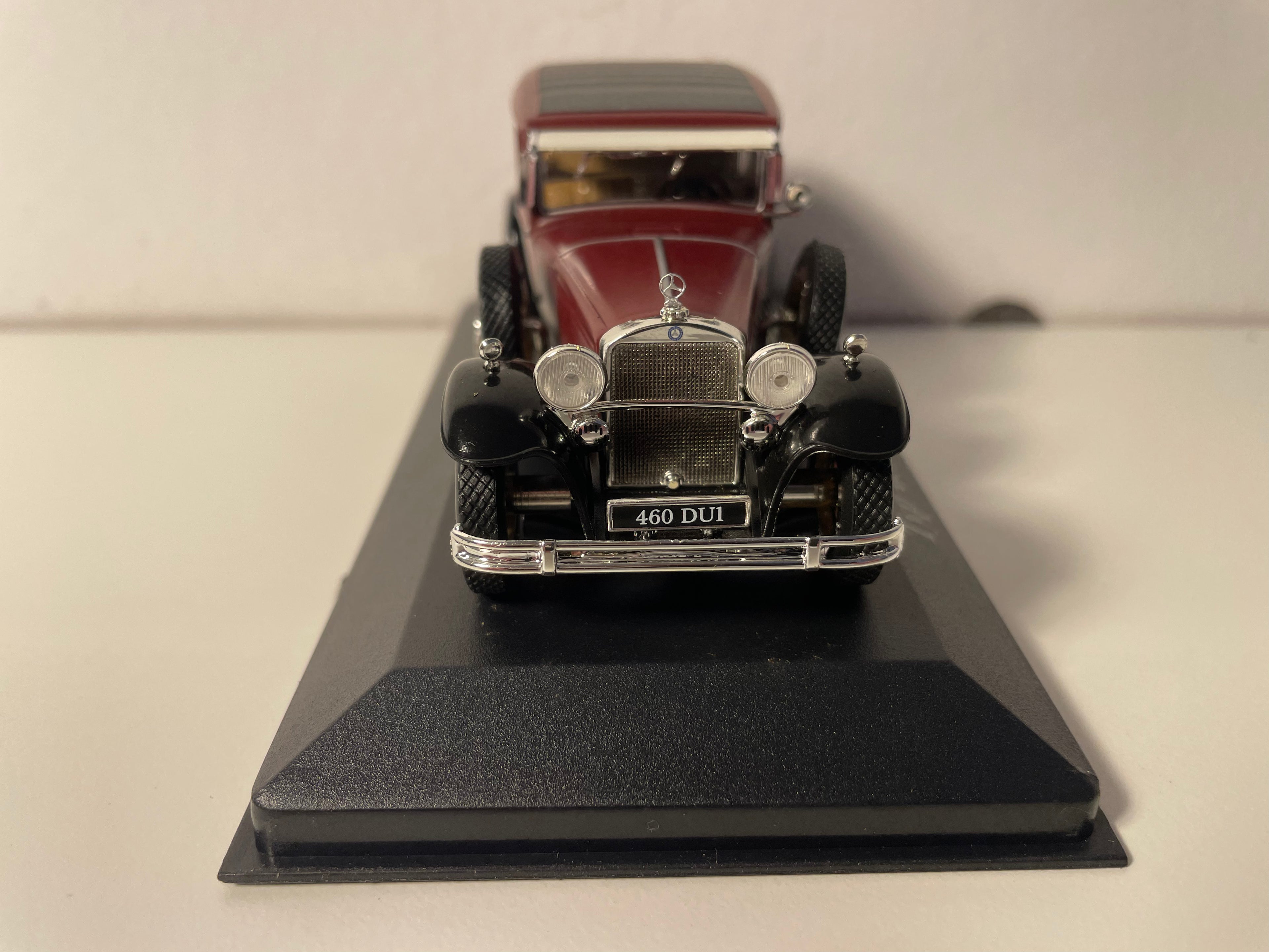Mercedes 460 N Pullman bordowy z 1929 roku