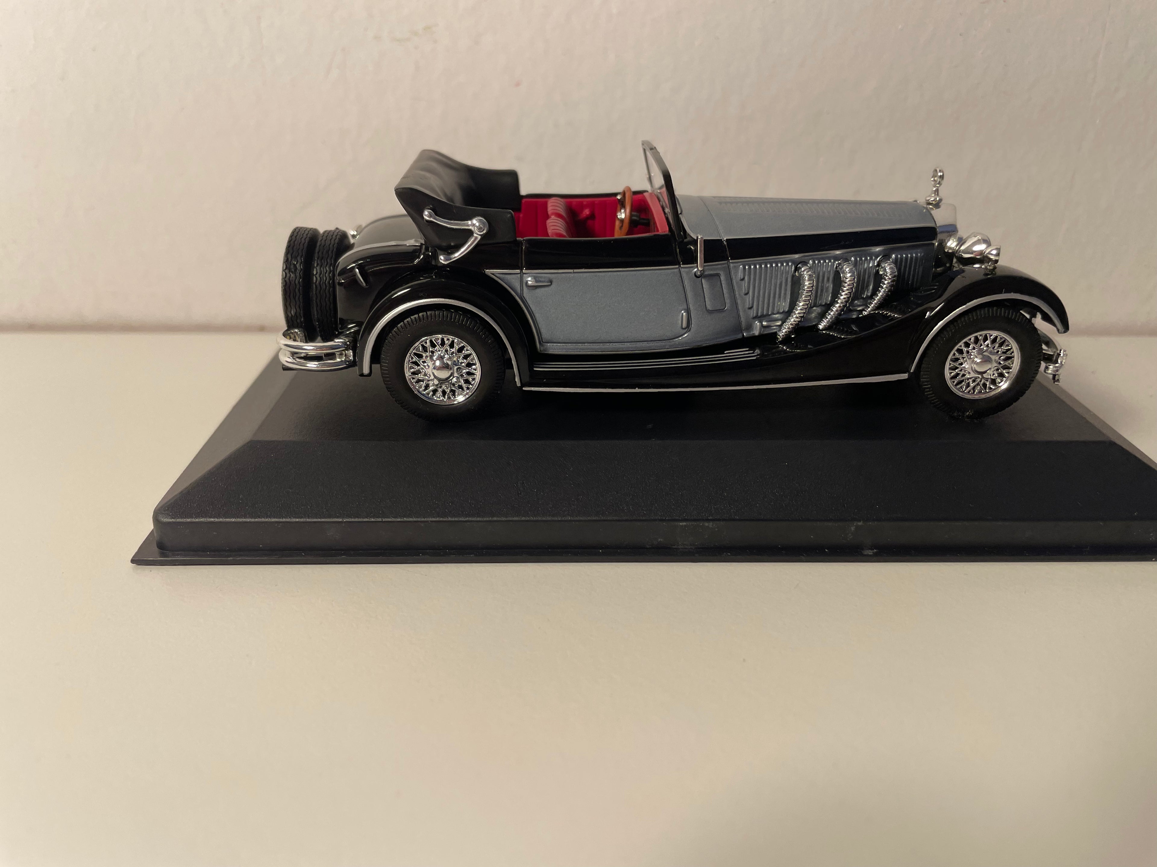 Mercedes SS z 1933 roku