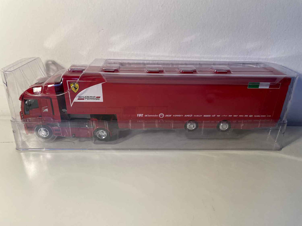 Ciężarówka półprzyczepa IVECO TRALIS zespołu (Scuderia) FERRARI F1