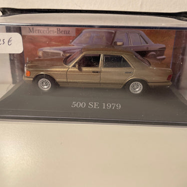 Mercedes 500 SE marron de 1979