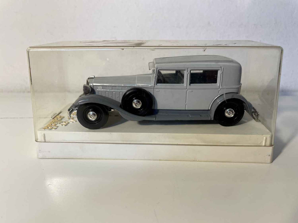 Renault Réinastella grise (Solido référence 4097)
