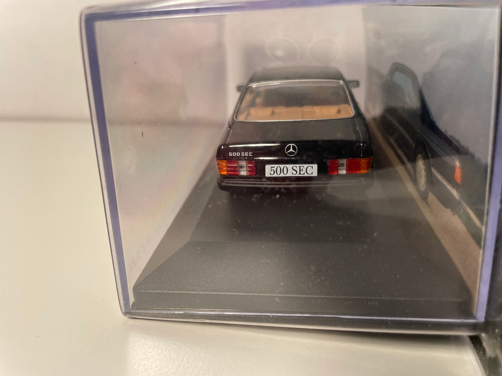 Mercedes 500 SEC nera del 1981