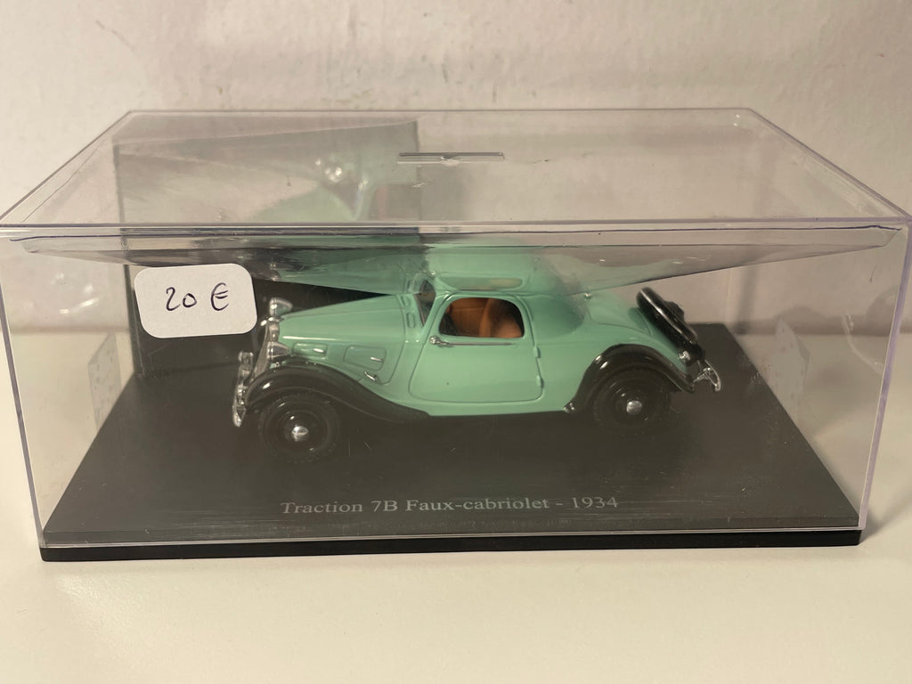Citroën Traction 7B faux-cabriolet zielony z 1934 roku (opakowanie plexi)