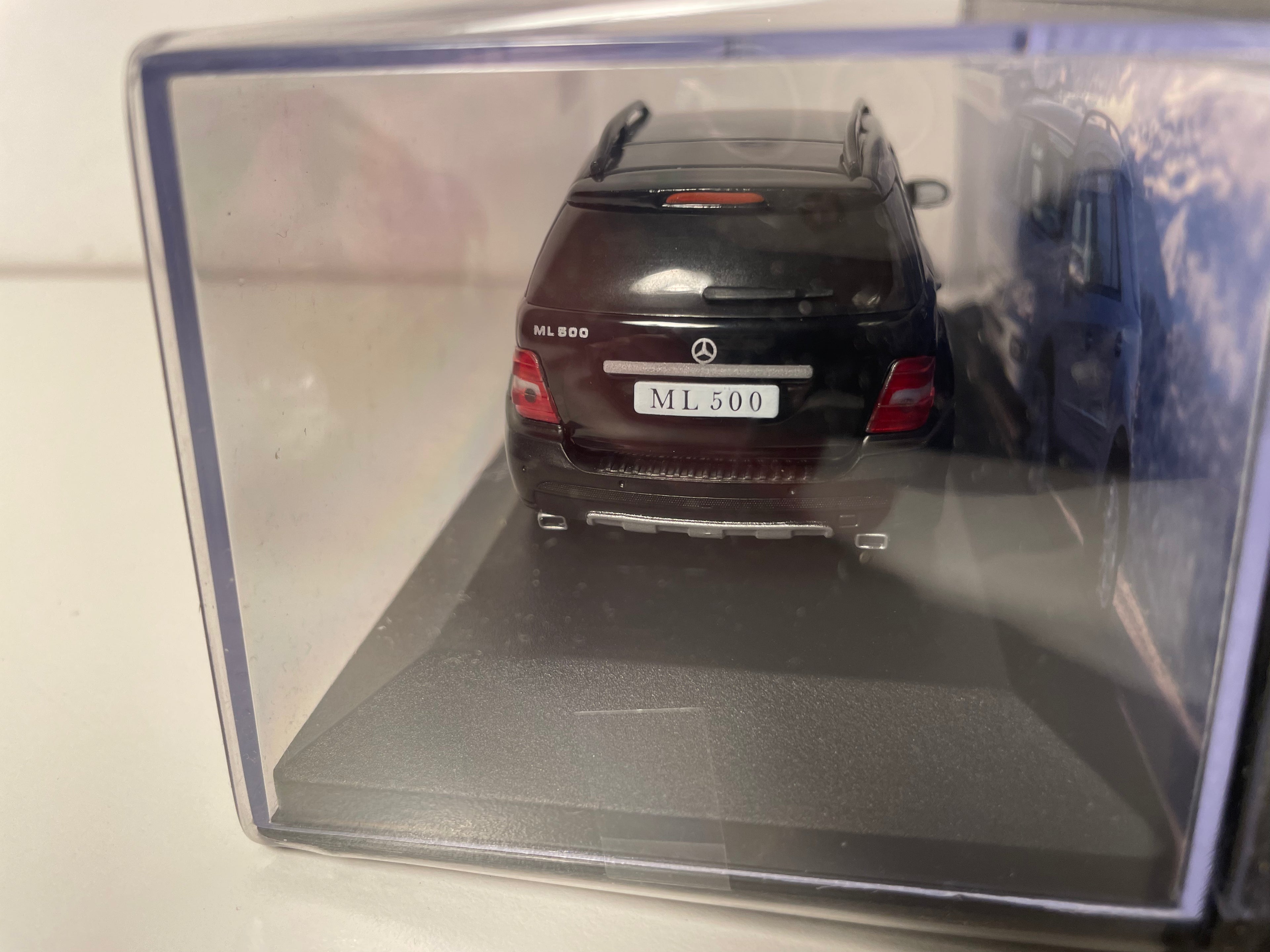 Mercedes ML 500 noire de 2005