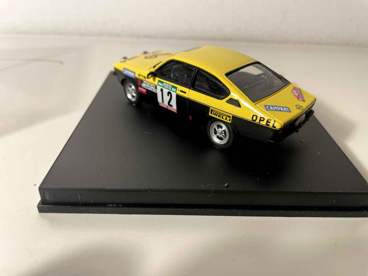 Opel Kadett GTE żółto-czarny numer 12 - rajd Portugalii 1976 - kolekcja TROFEU