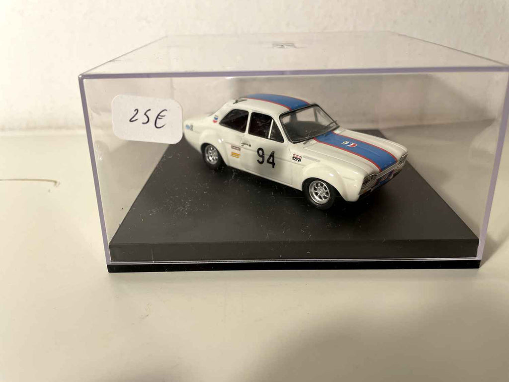 Ford Escort Mk1 blo an wäiss Nummer 94 - Coupe vu Belgien 1969 - Sammlung TROFEU