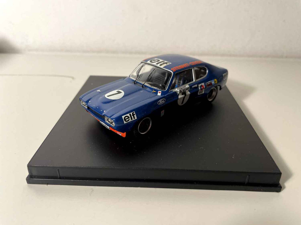 Ford Capri 2600 RS niebieska numer 7 - 6 godzin na torze Paul Ricard z 1972 roku - Kolekcja TROFEU