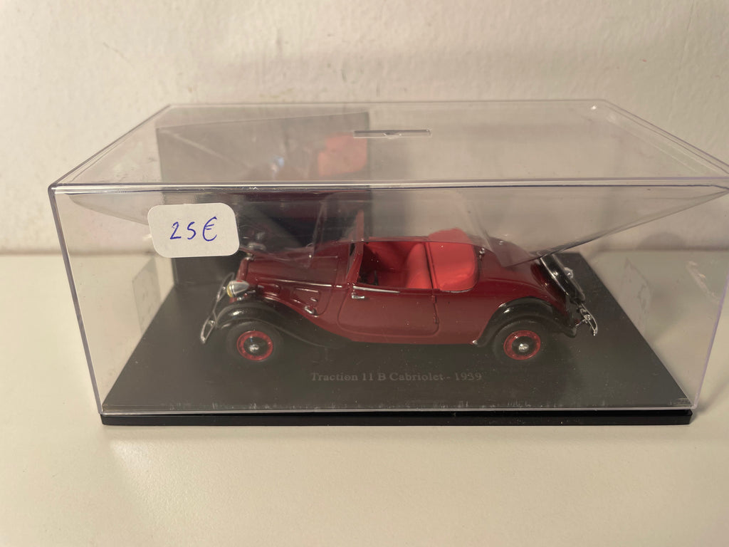 1939 Burgundy Citroën Traction 11B Cabriolet (Plexi Box)