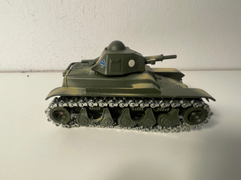 Char militaire RENAULT R 35 - Solido (fabrication Française) - pas de boite en carton