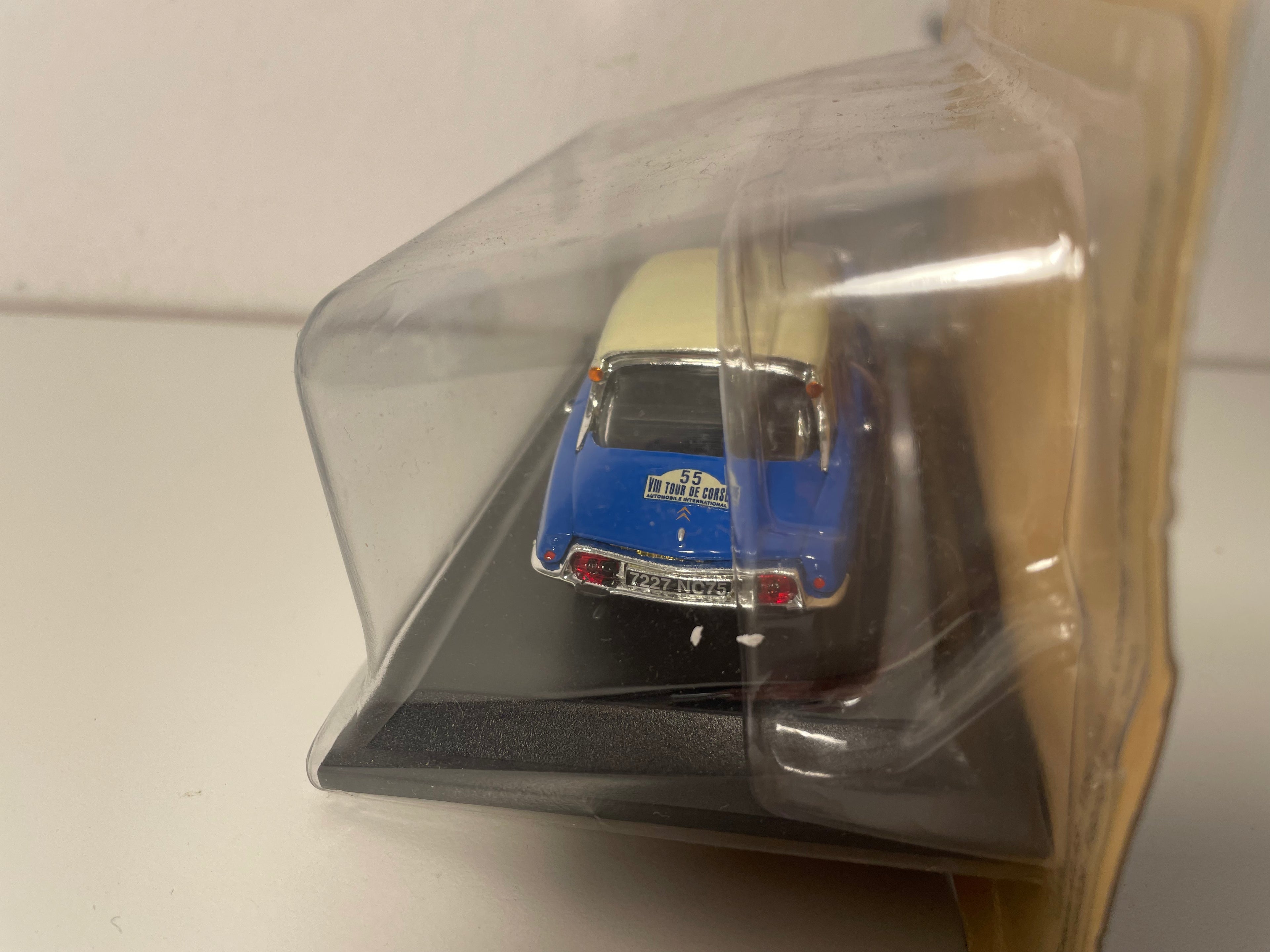 Citroën DS 19 blue with cream-colored roof number 55 - Tour de Corse 1963