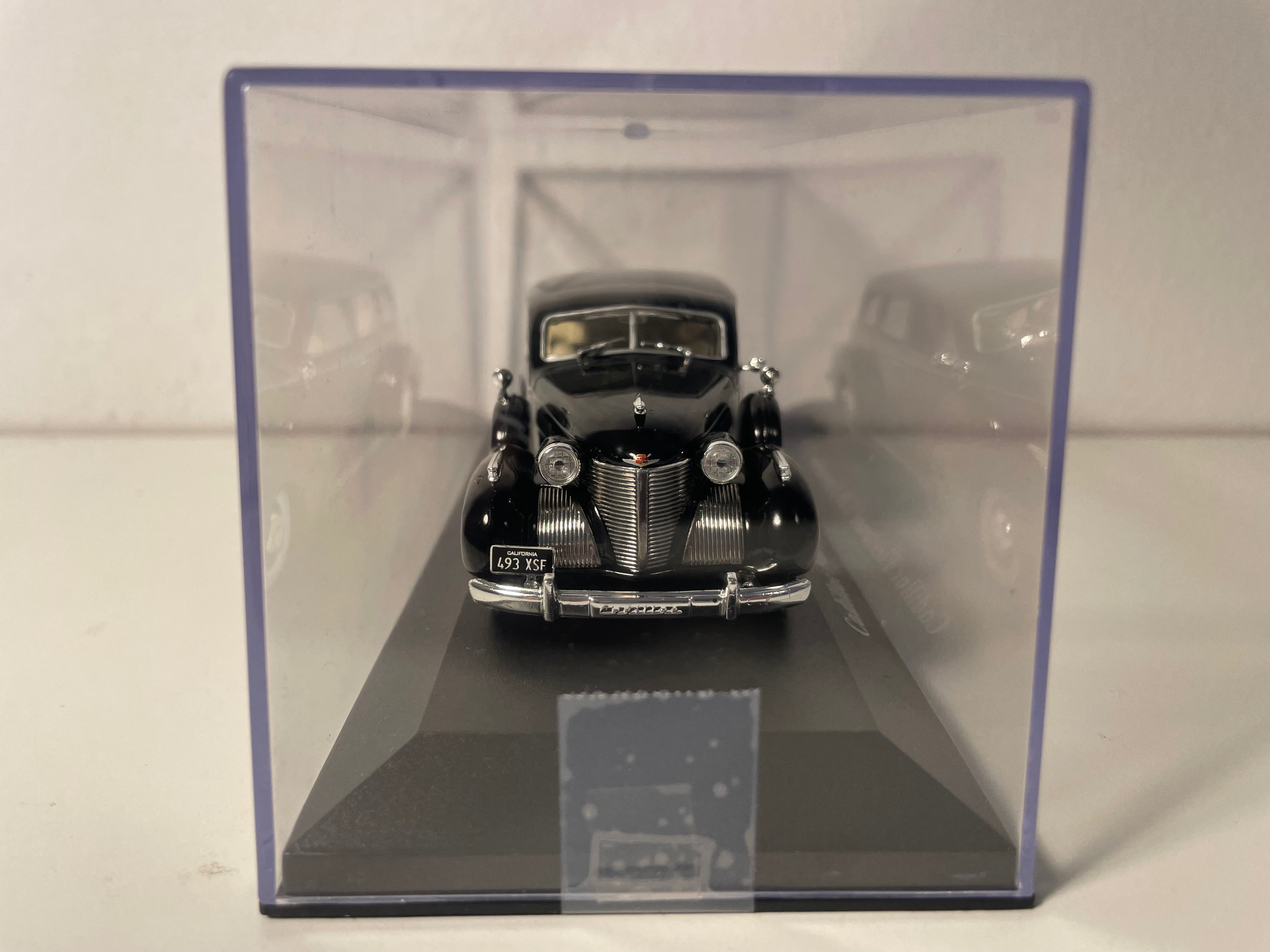 Cadillac Fleetwood V18 Limousine noire de 1939