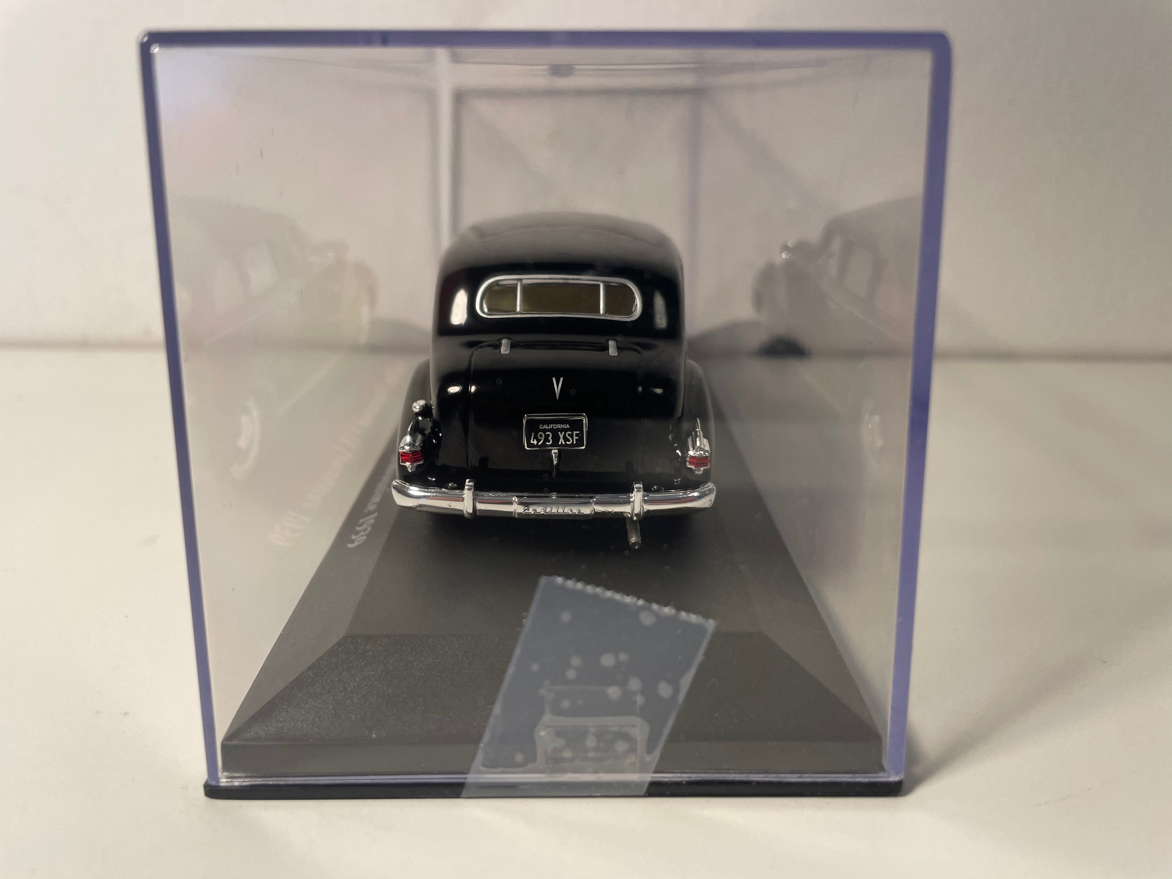 Cadillac Fleetwood V18 Limousine noire de 1939