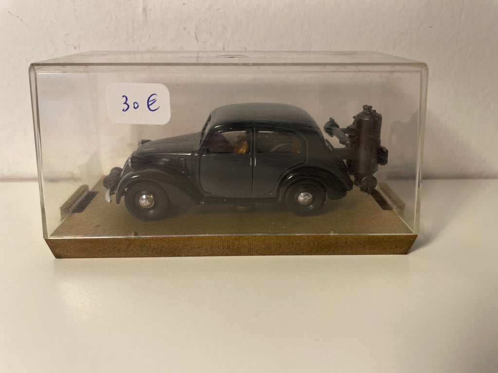 Fiat 508 C Berlina 1100 HP 32grise foncée 1937-1939 - collection BRUMM série ORO R33