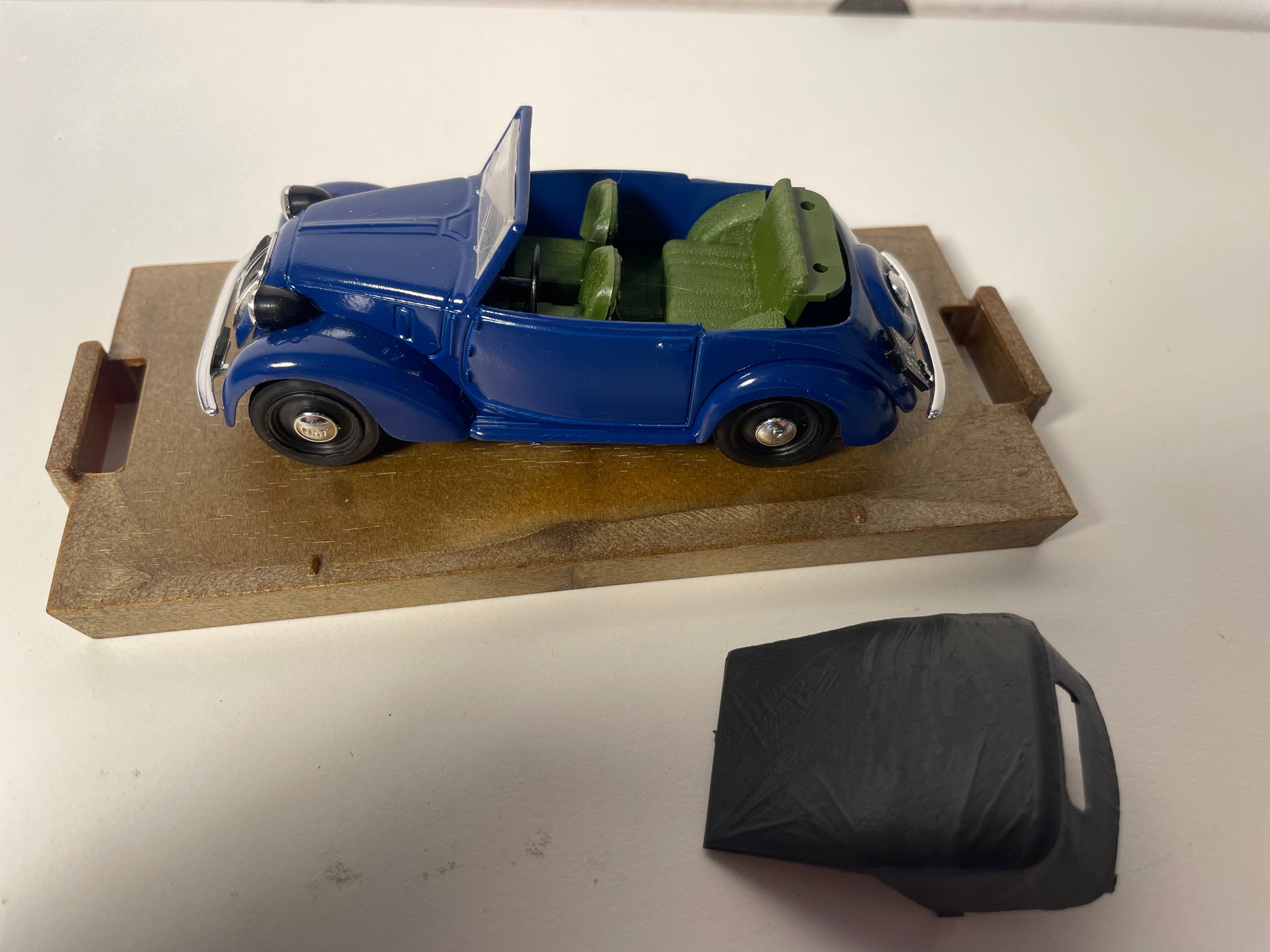 Fiat 508C Cabriolet 1100 HP32 bleue 1937-1939 - collection BRUMM série ORO R84