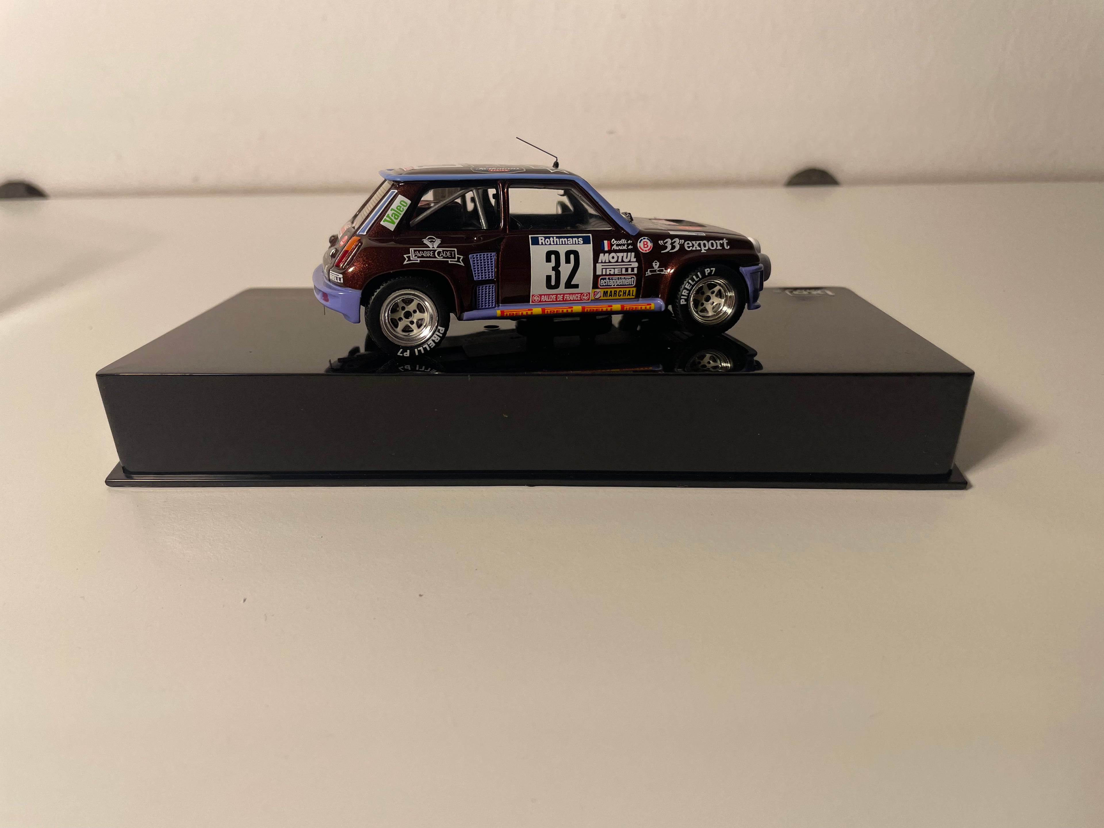 Renault 5 turbo marron? numéro 32 - Tour de Corse de 1984 - IXO