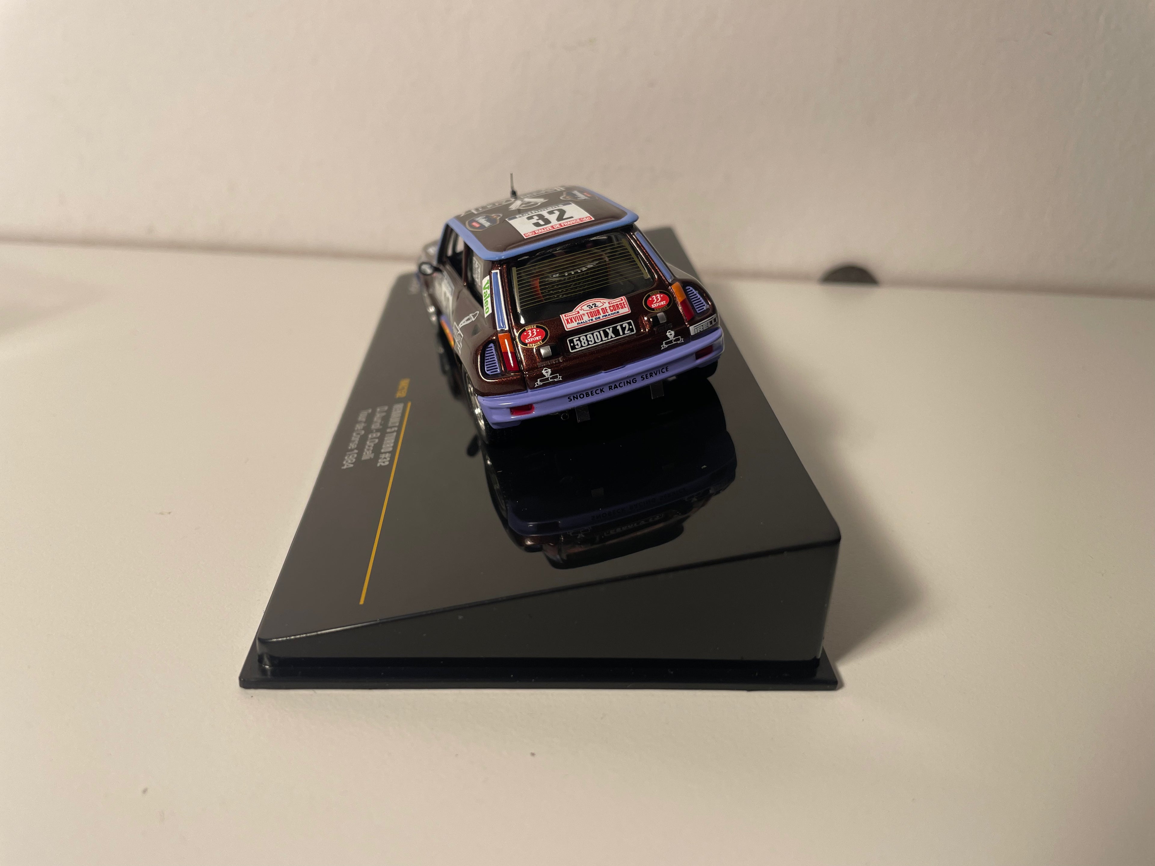 Renault 5 turbo marron? numéro 32 - Tour de Corse de 1984 - IXO