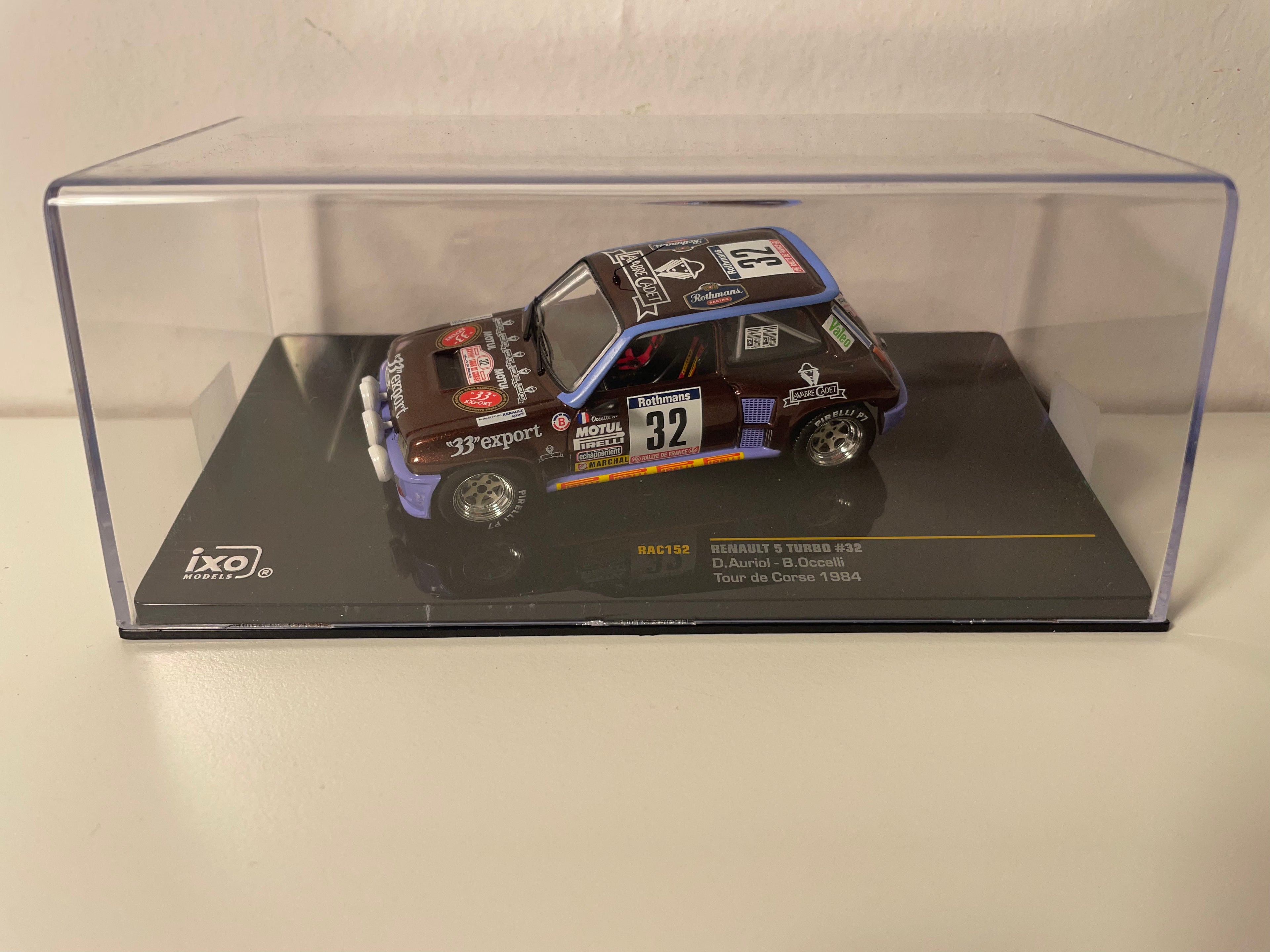 Renault 5 turbo marron? numéro 32 - Tour de Corse de 1984 - IXO