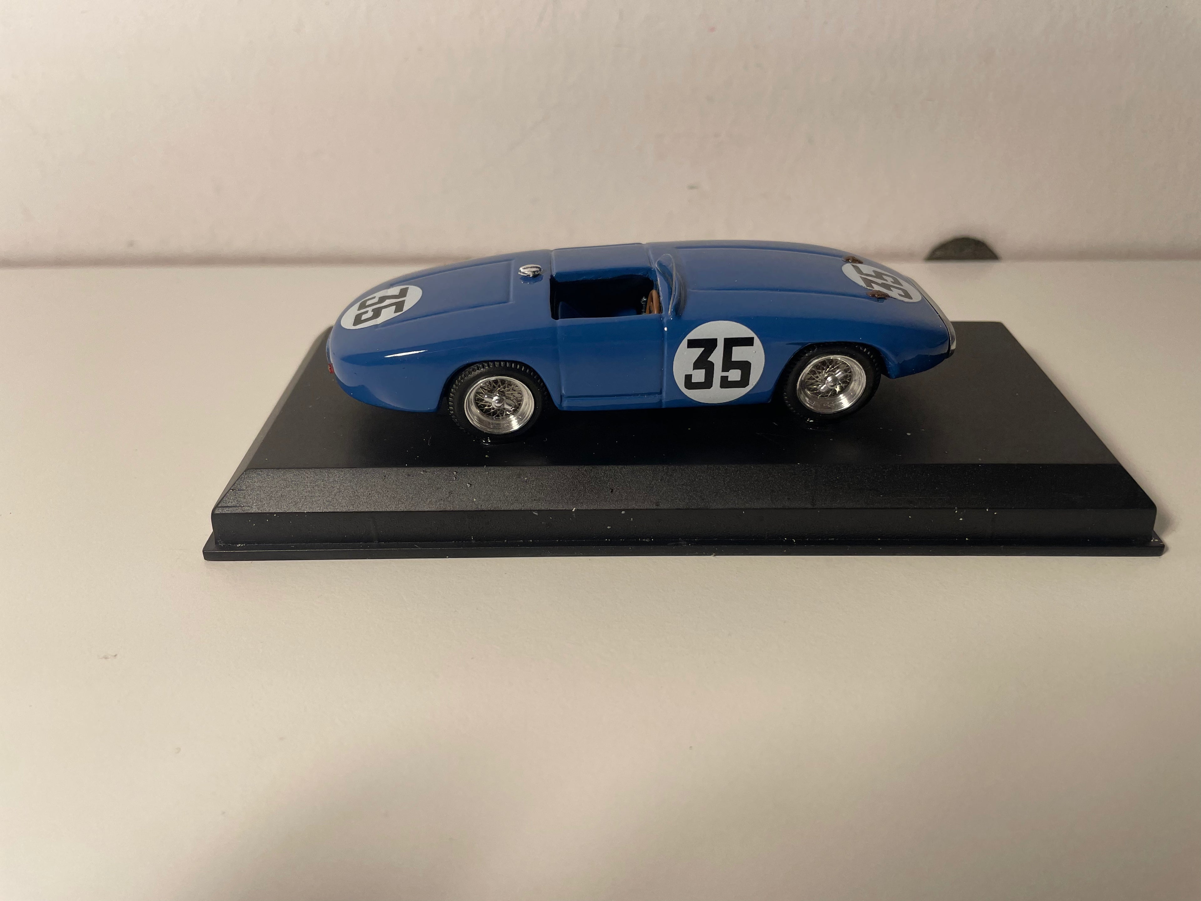 Gordini T24S niebieski numer 35 - 24 godziny Le Mans 1954 - Kolekcja TOP MODEL