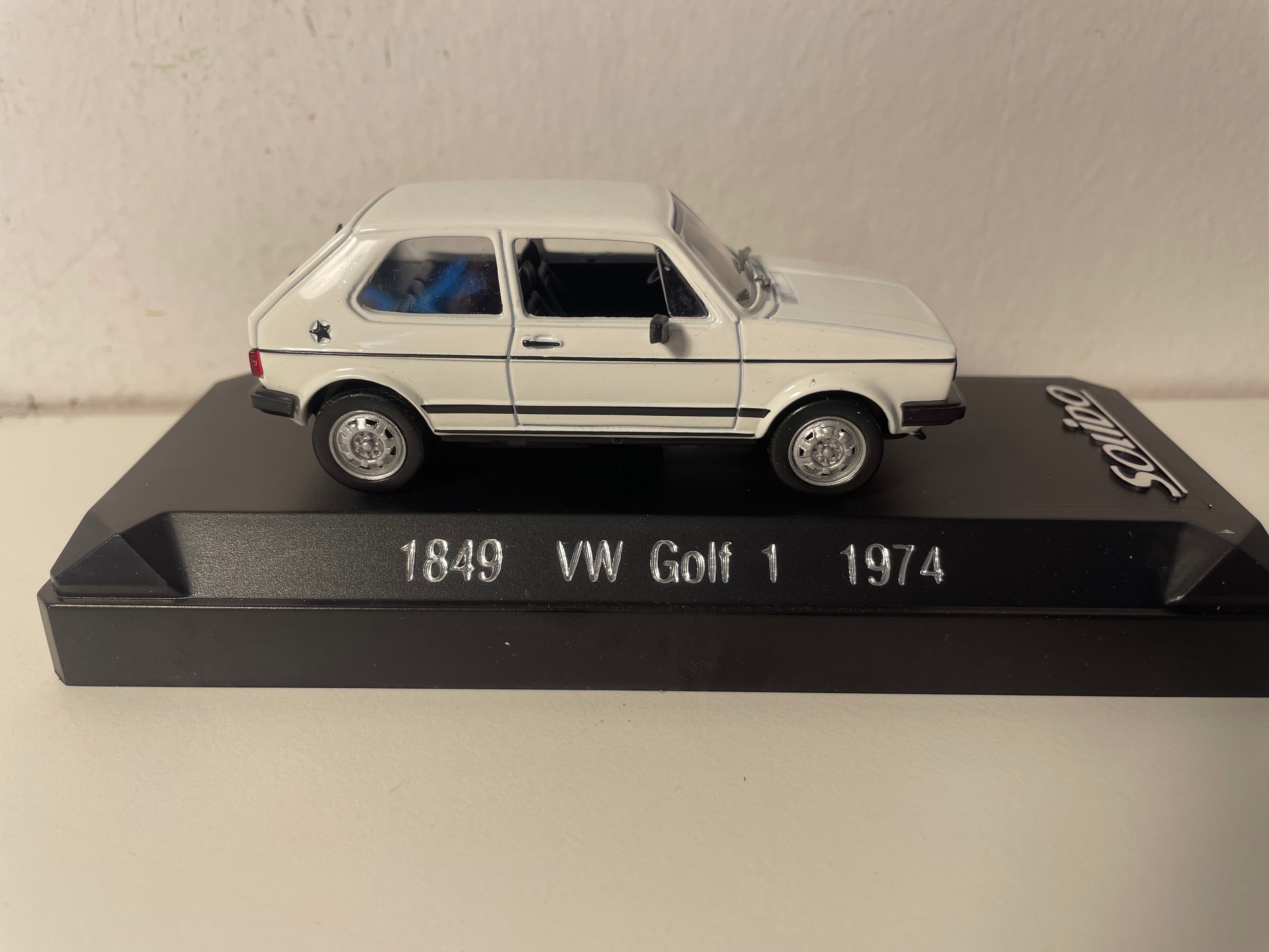 Volkswagen GOLF 1 blanca de 1974 - Referencia Solido 1849