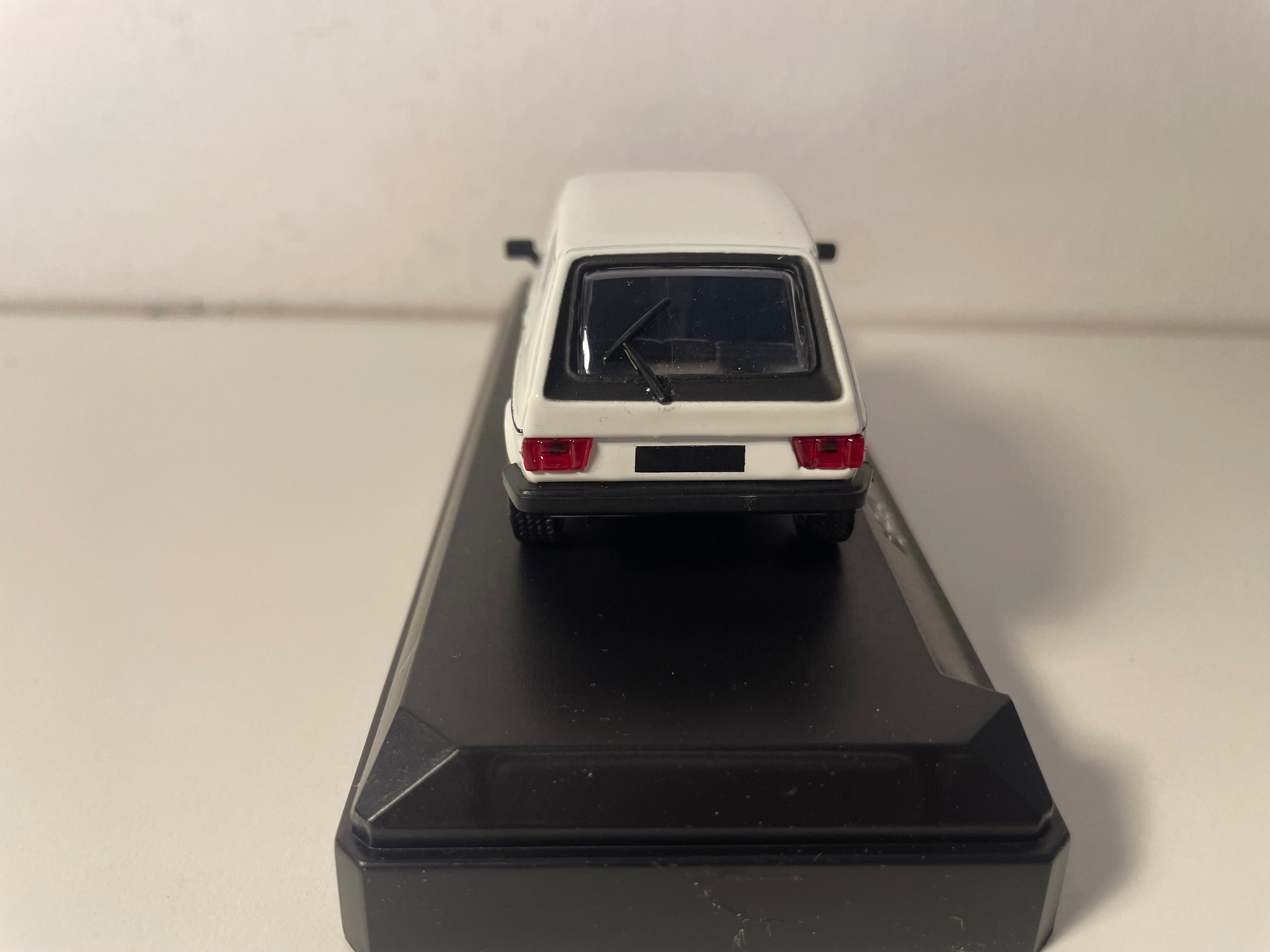 Volkswagen GOLF 1 blanca de 1974 - Referencia Solido 1849