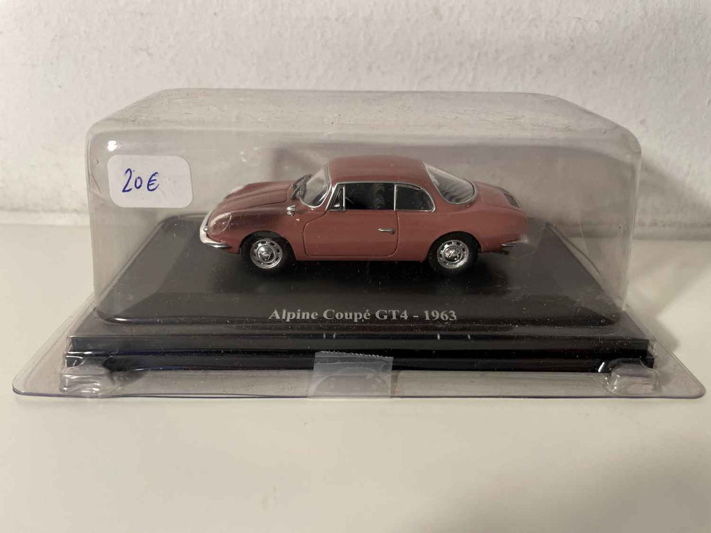 Renault Alpine coupé GTA ciemnoróżowy z 1963 roku
