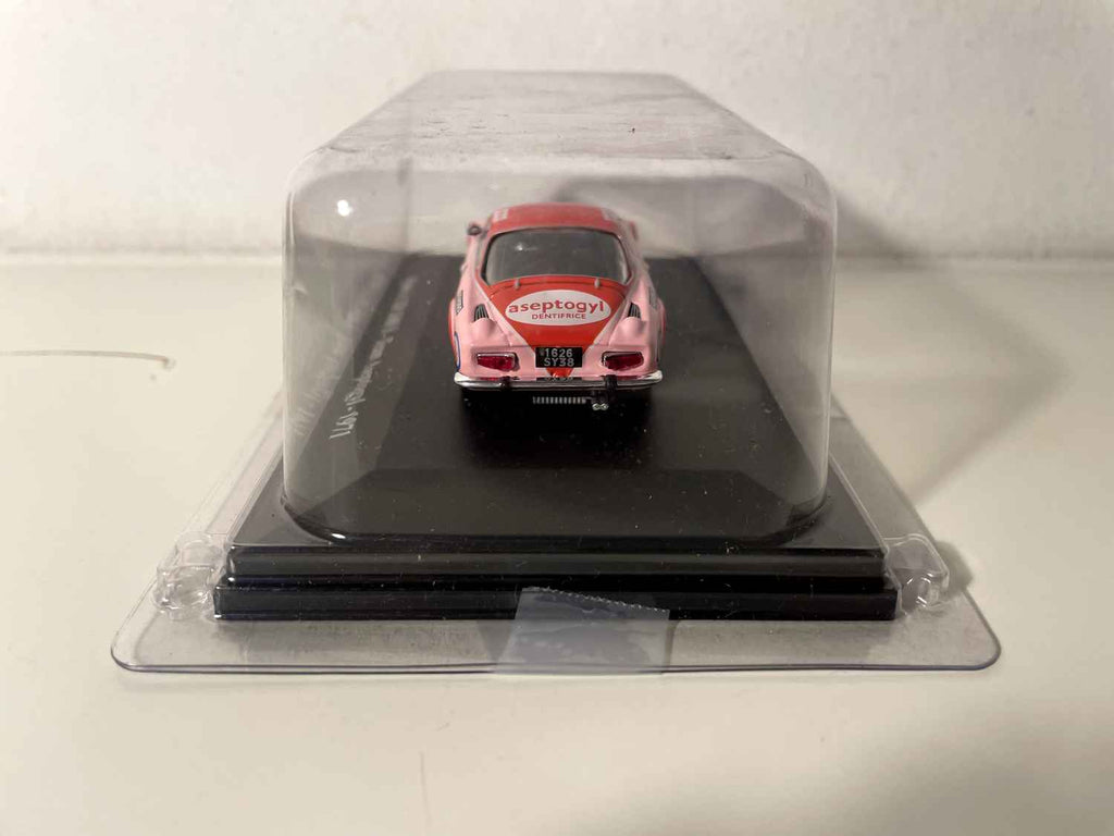 Renault Alpine A110 1600S Team Aseptogyl rosa e rosso del 1971
