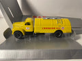 Camion citerne jaune de transports d'hydrocarbures - Canadian Oil - CORGI
