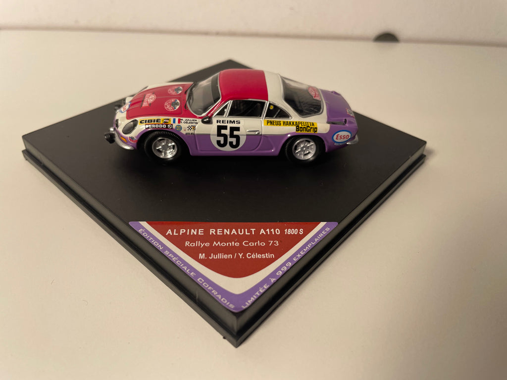 Renault Alpine A110 rout, wäiss an violet Nummer 55 - Rallye de Monte-Carlo 1973 - TROFEU Referenz COF 03 (limitéiert Editioun)