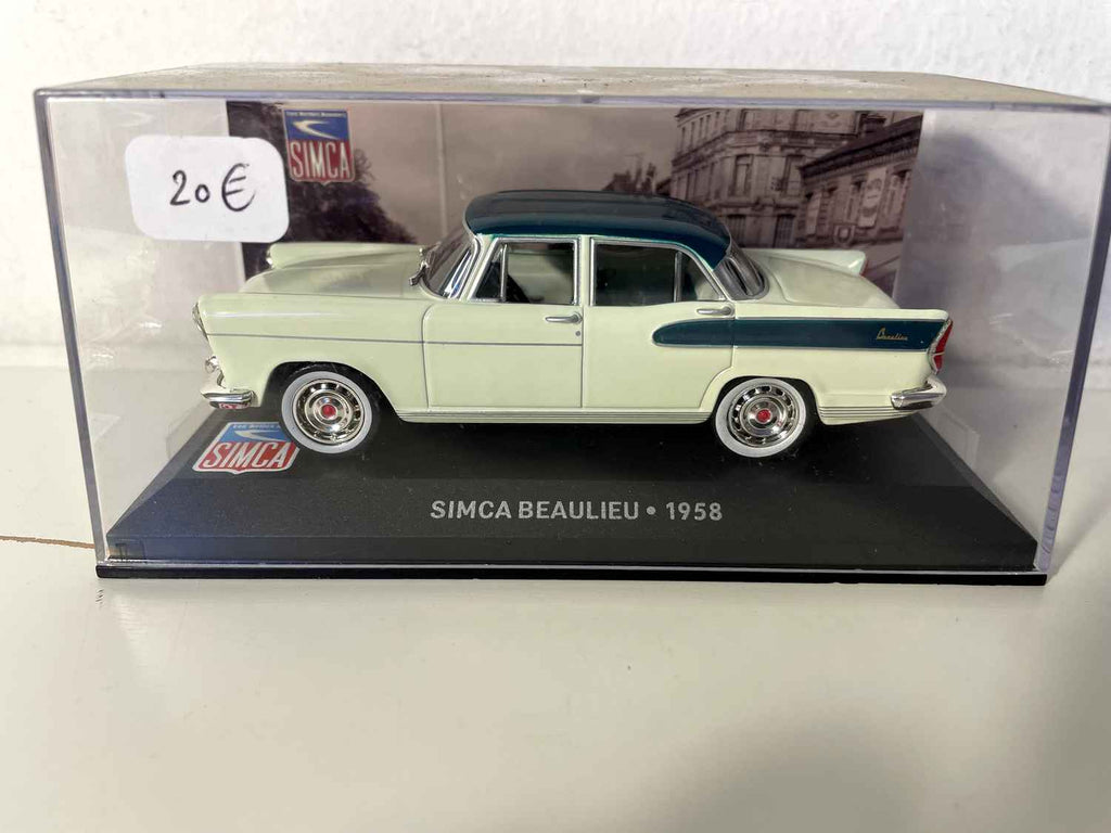 SIMCA Beaulieu hellgréng mat donkelgréngem Daach vun 1958