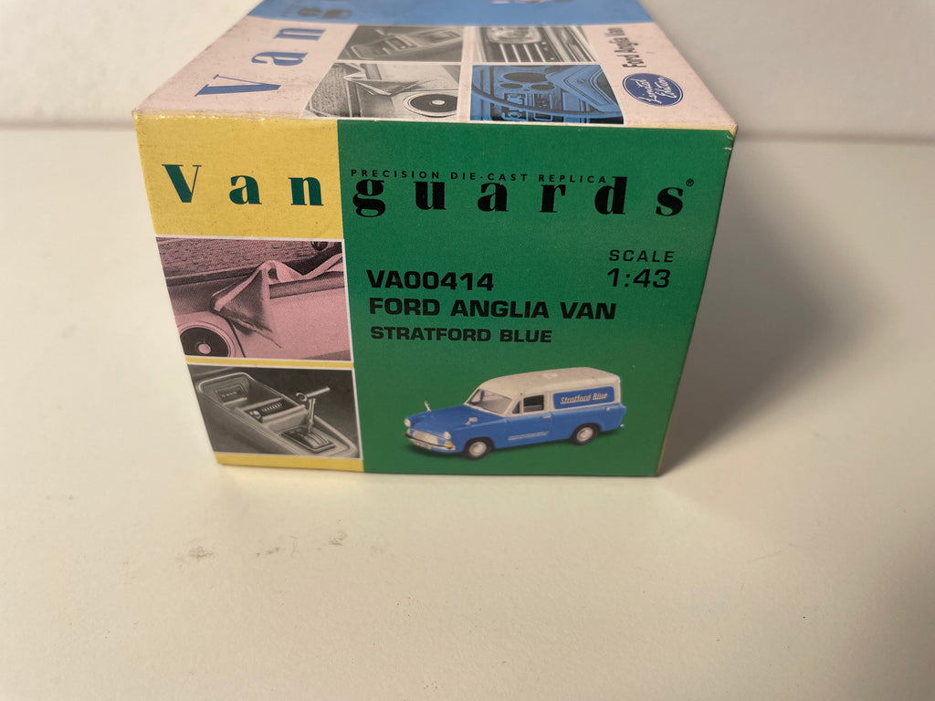 Ford Anglia Van blo an wäiss - Vanguards Referenz VA00414