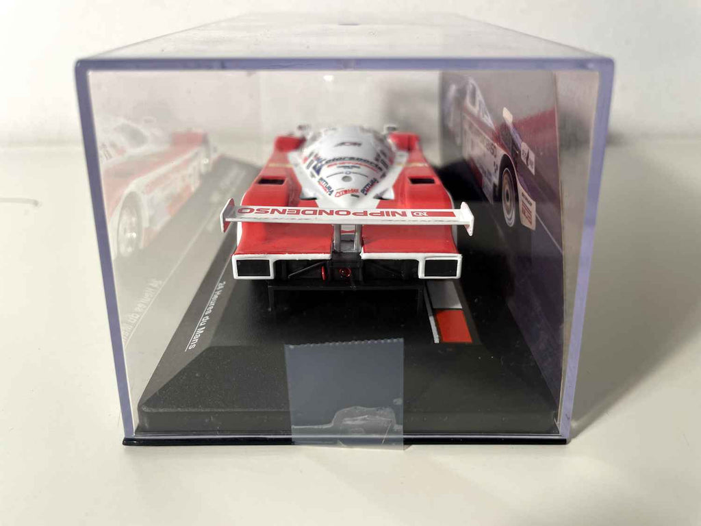 Toyota 94CV czerwono-biała numer 1 - 24 godziny Le Mans 1994