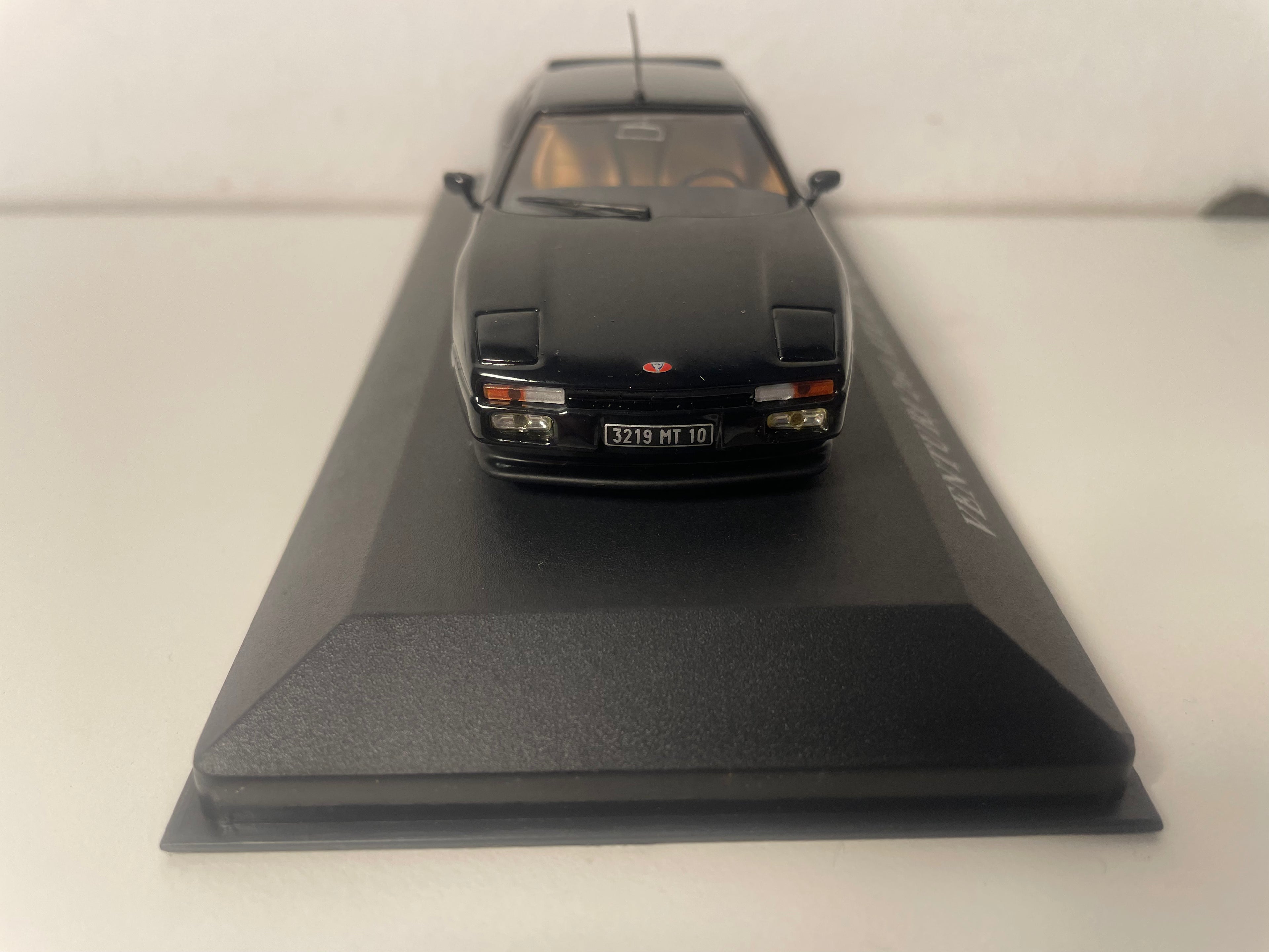 Venturi 260 Atlantic nero del 1991
