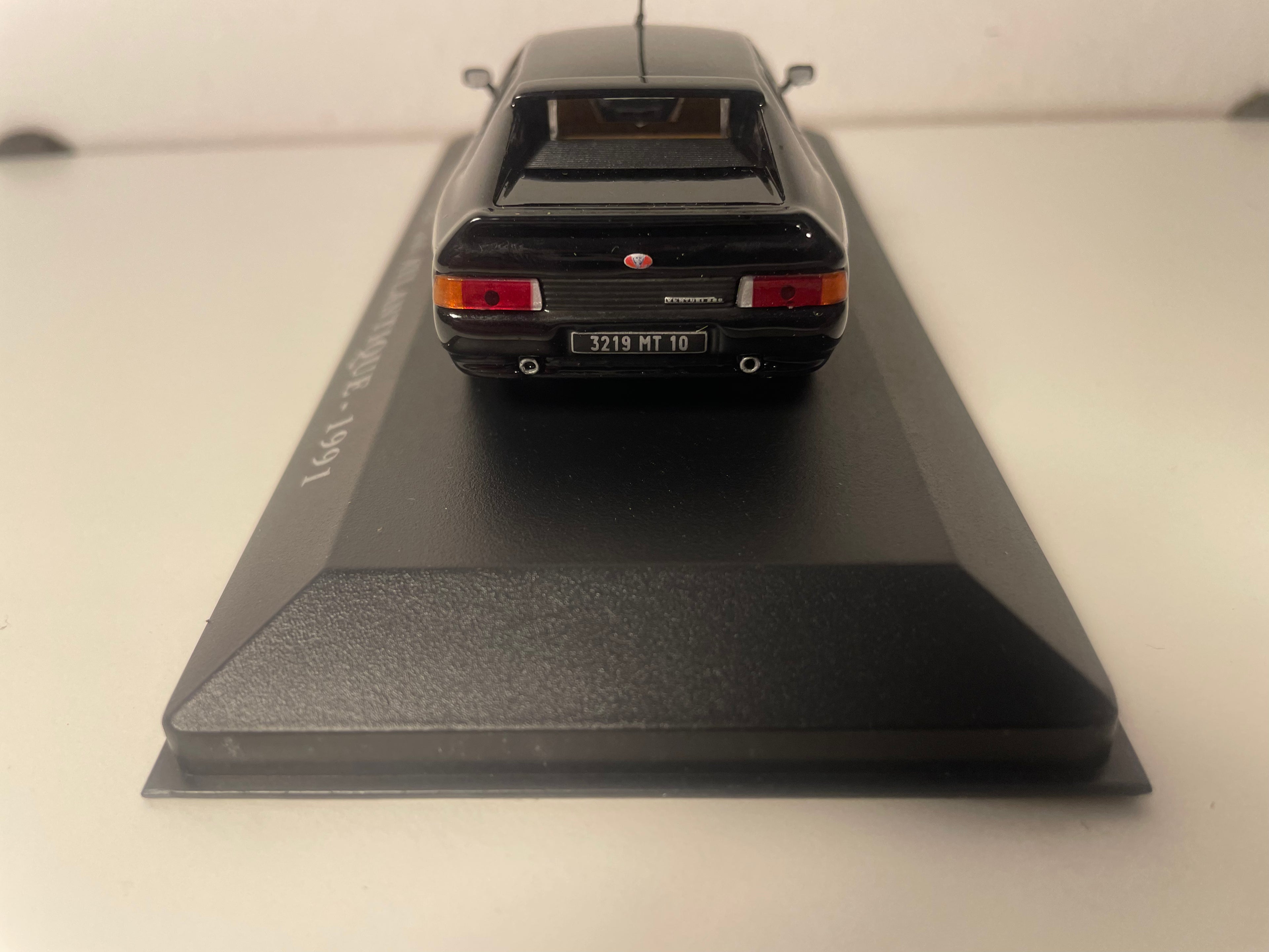 Venturi 260 Atlantic nero del 1991