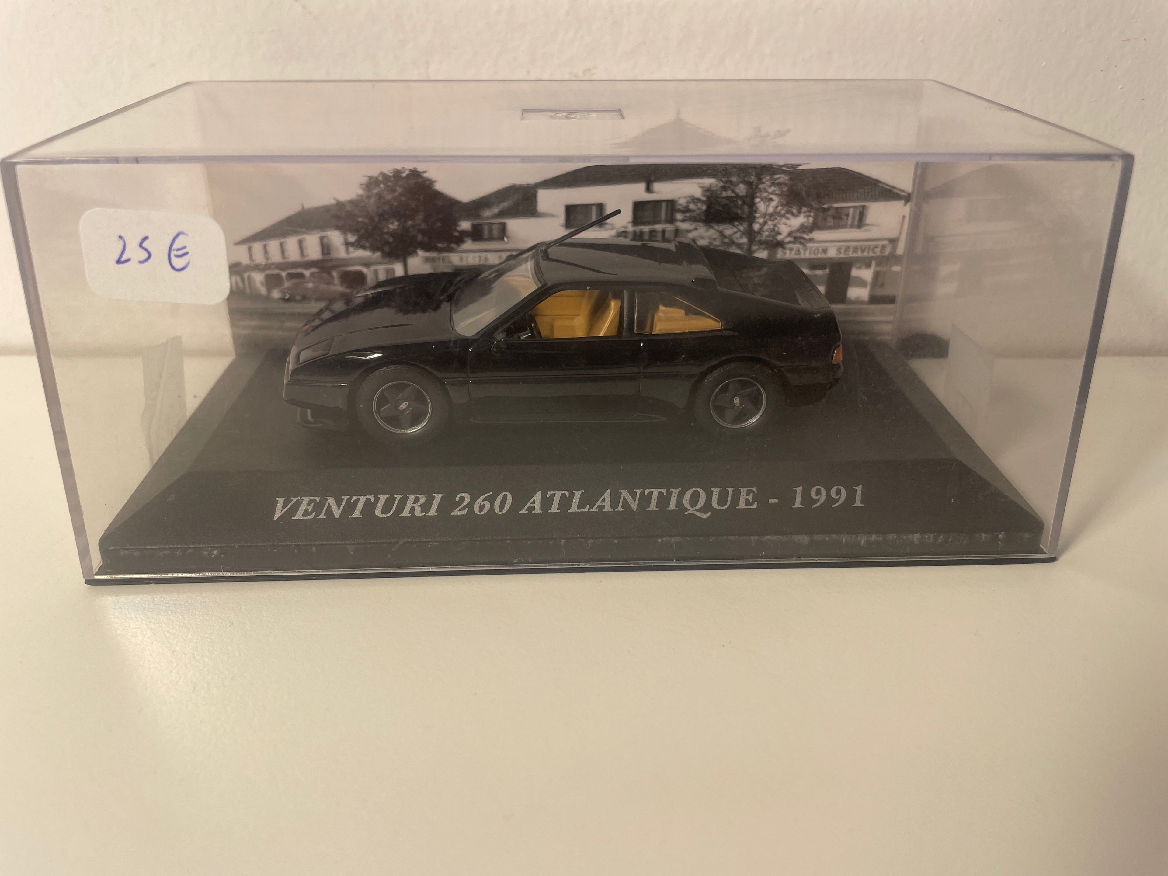 Venturi 260 Atlantic nero del 1991