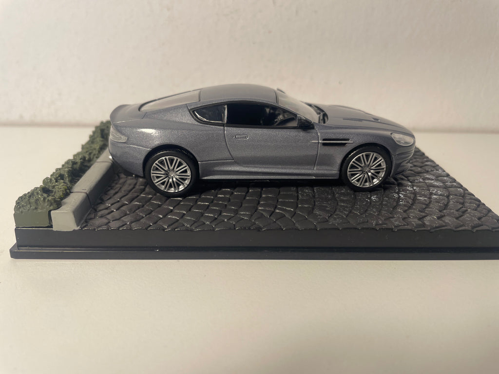 Aston Martin DBS grise - JAMES BOND - CASINO ROYALE