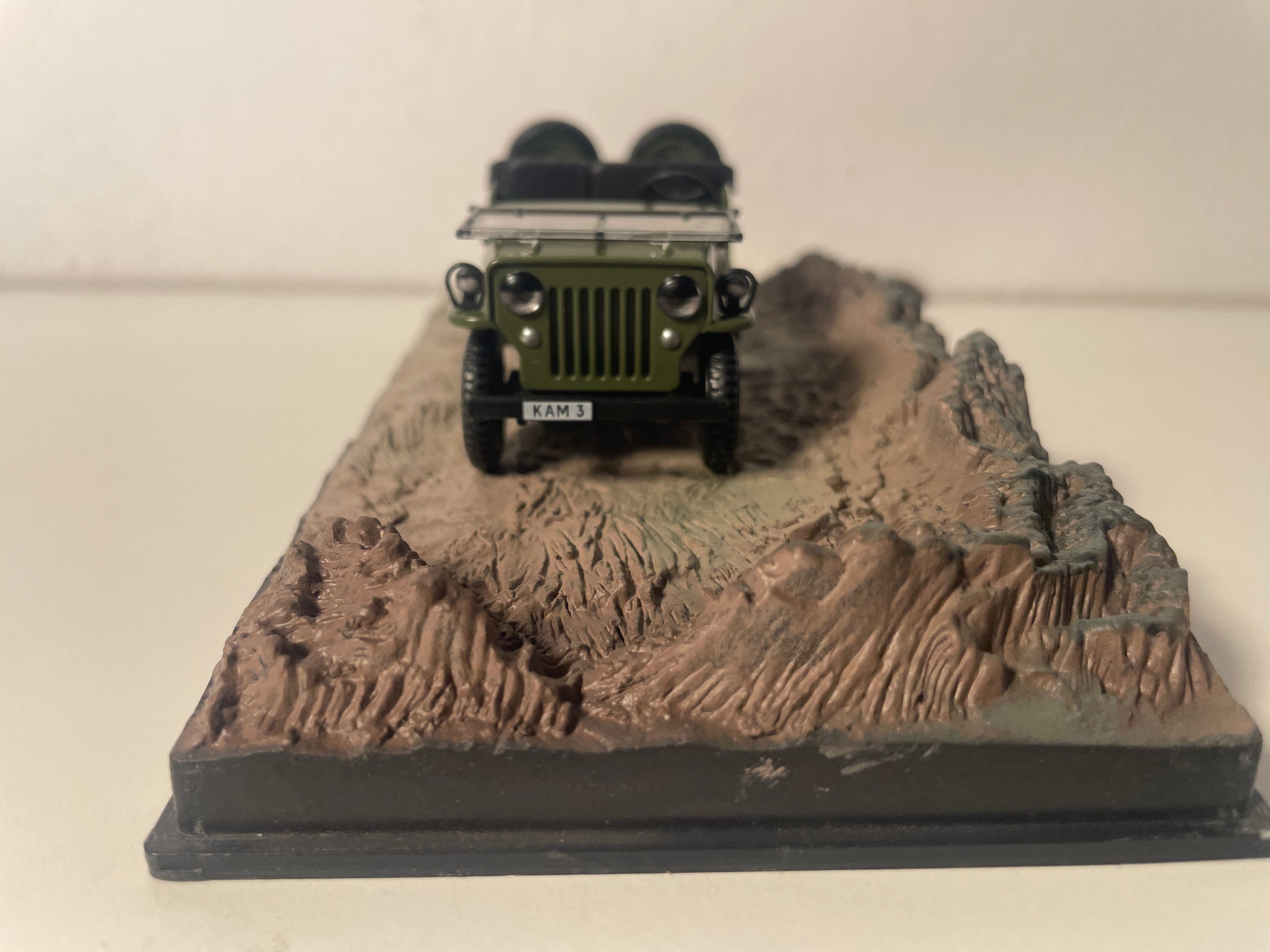 Jeep Willys M606 Grün - JAMES BOND - OCTOPUSSY