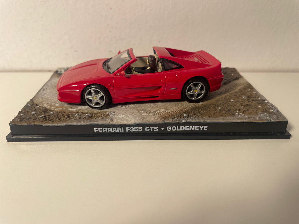Ferrari F355 GTS rouge - JAMES BOND - GOLDENEYE