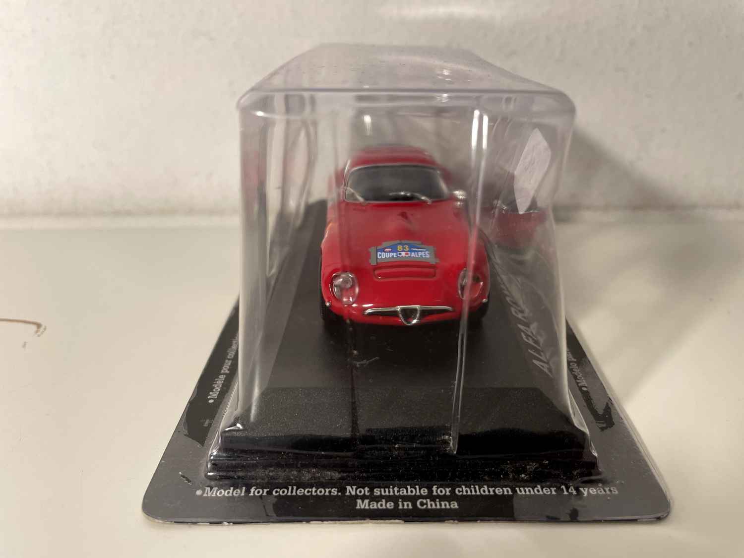 Alfa Roméo TZ czerwony numer 83 - wyścigi Alp w 1964 roku