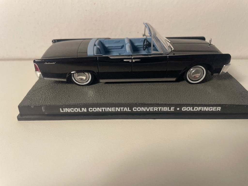 Lincoln continental convertible schwaarz - JAMES BOND - GOLDFINGER