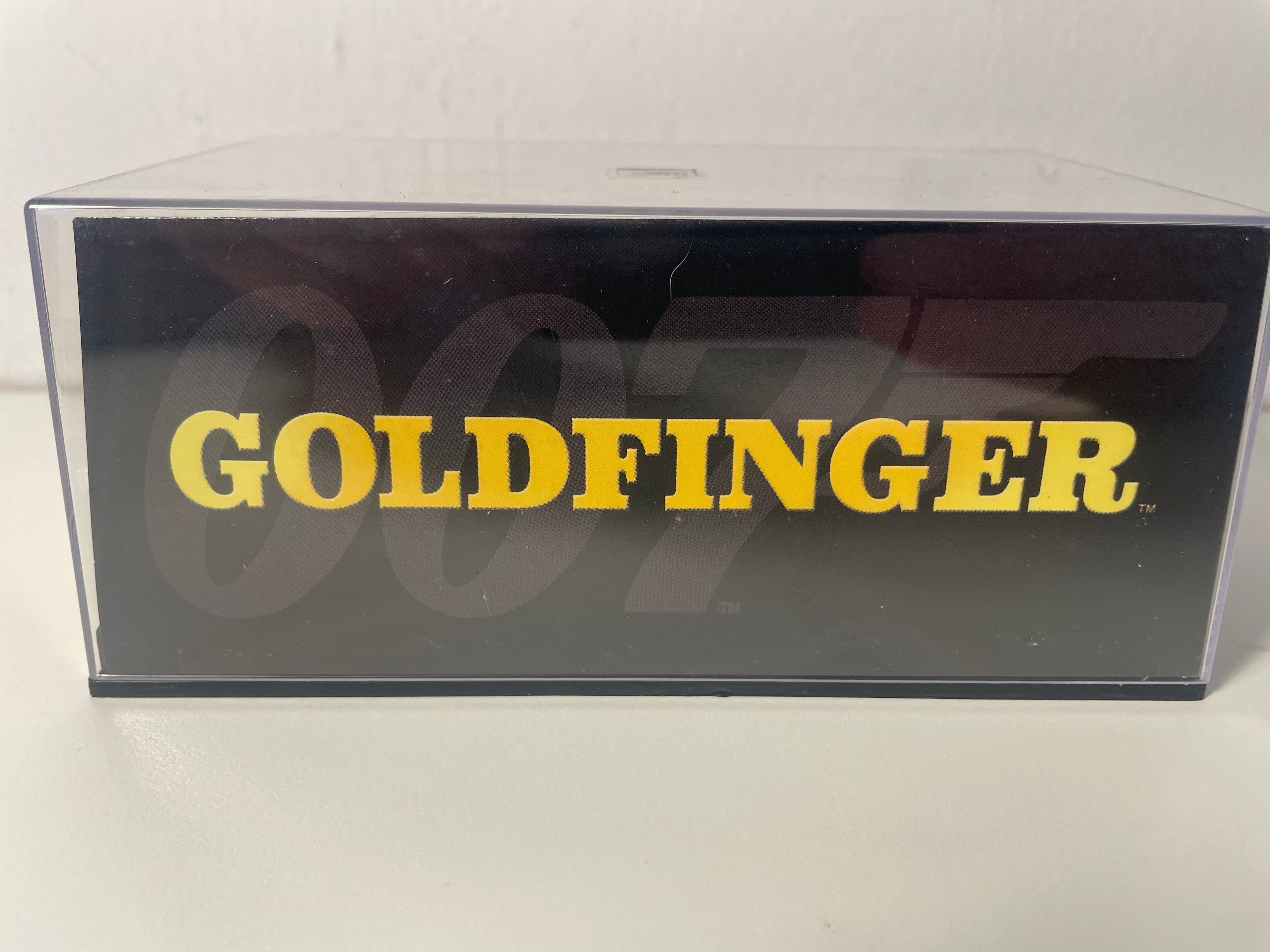 Lincoln continental convertible schwaarz - JAMES BOND - GOLDFINGER