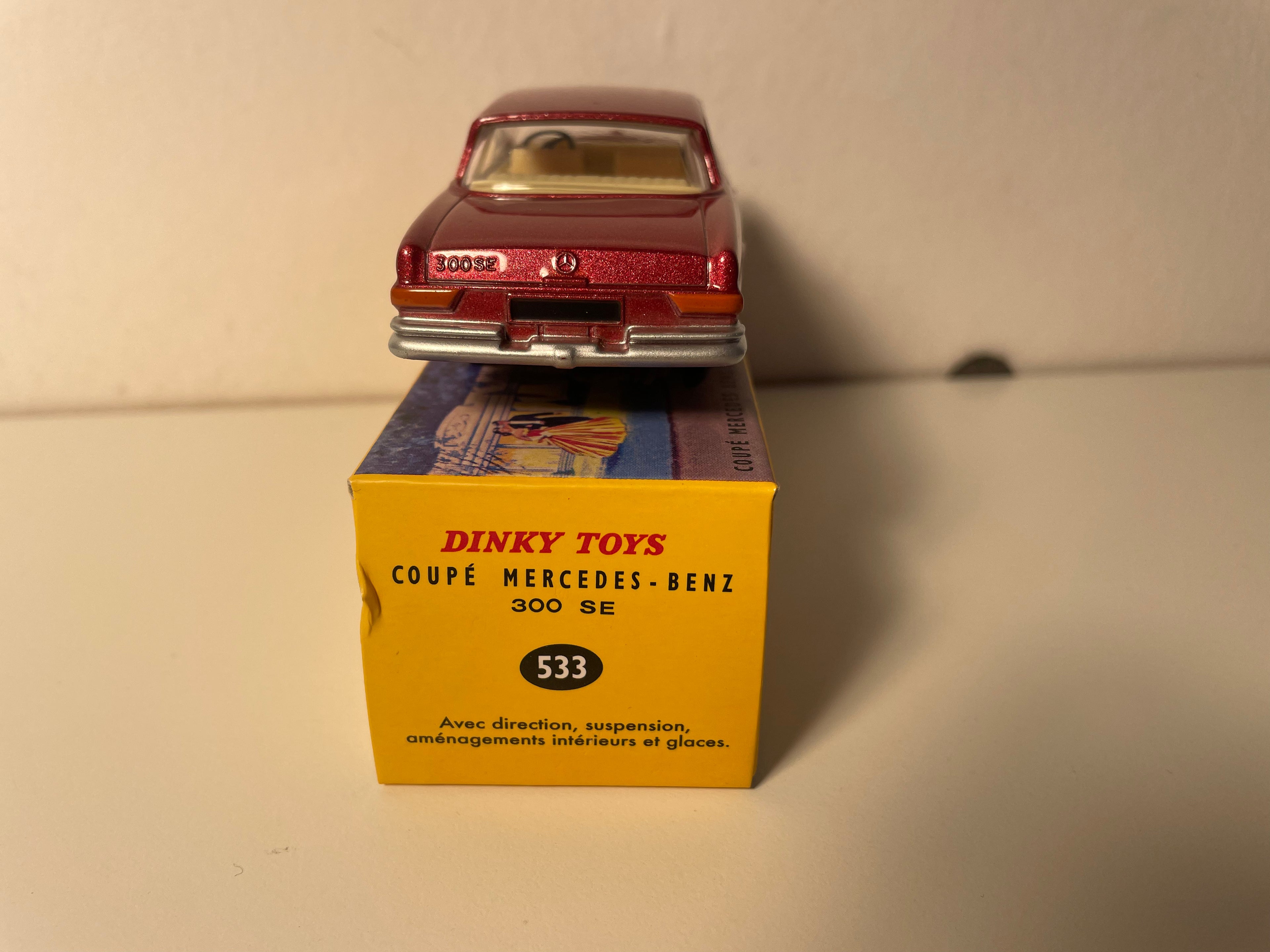 Mercedes-Benz 300 SE Dinky-Toys (Atlas wydań)