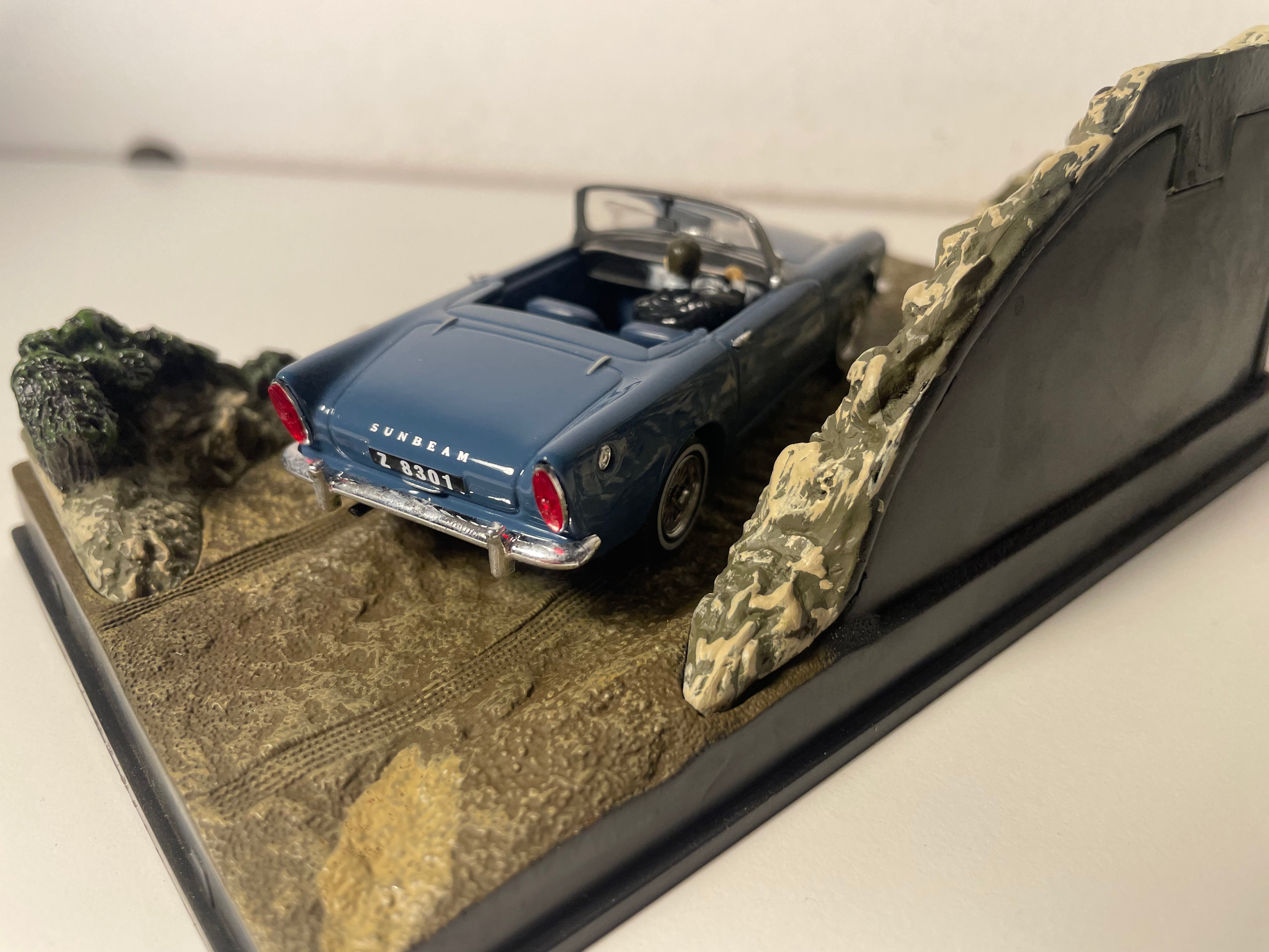 Sunbeam Alpine DUNKELBLAU - JAMES BOND - DR NO