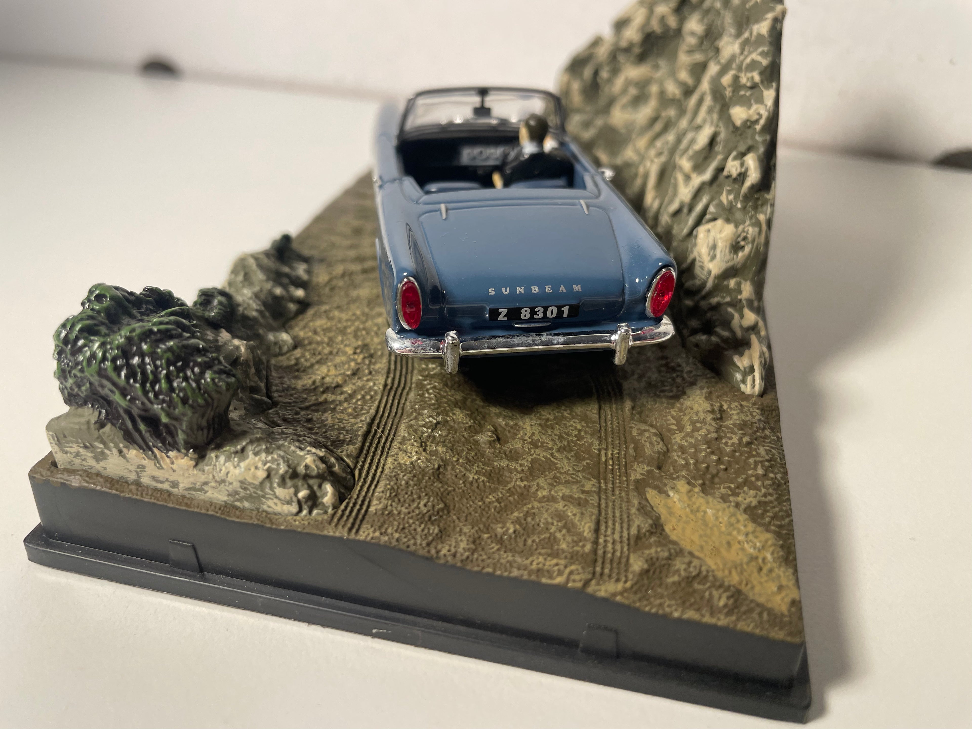 Sunbeam Alpine DUNKELBLAU - JAMES BOND - DR NO