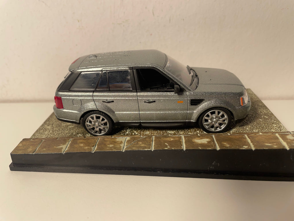Range Rover Sport grise - JAMES BOND - QUANTUM OF SOLACE