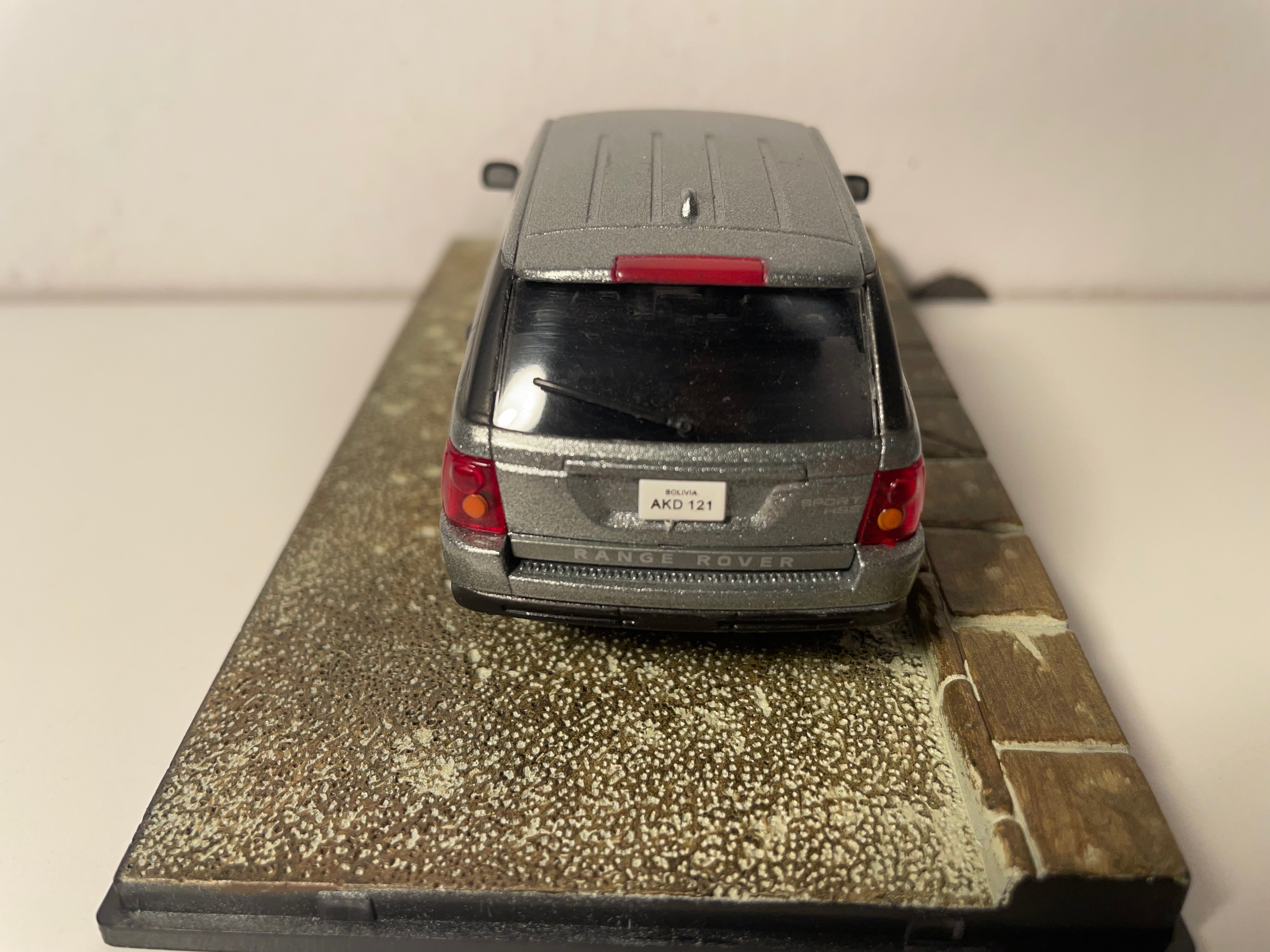 Range Rover Sport grise - JAMES BOND - QUANTUM OF SOLACE