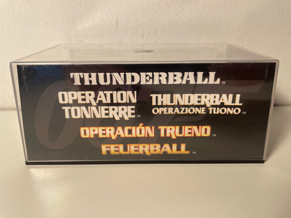 Ford Mustang convertible bleue claire et capote blanche - JAMES BOND - OPERATION TONNERRE (Thunderball)