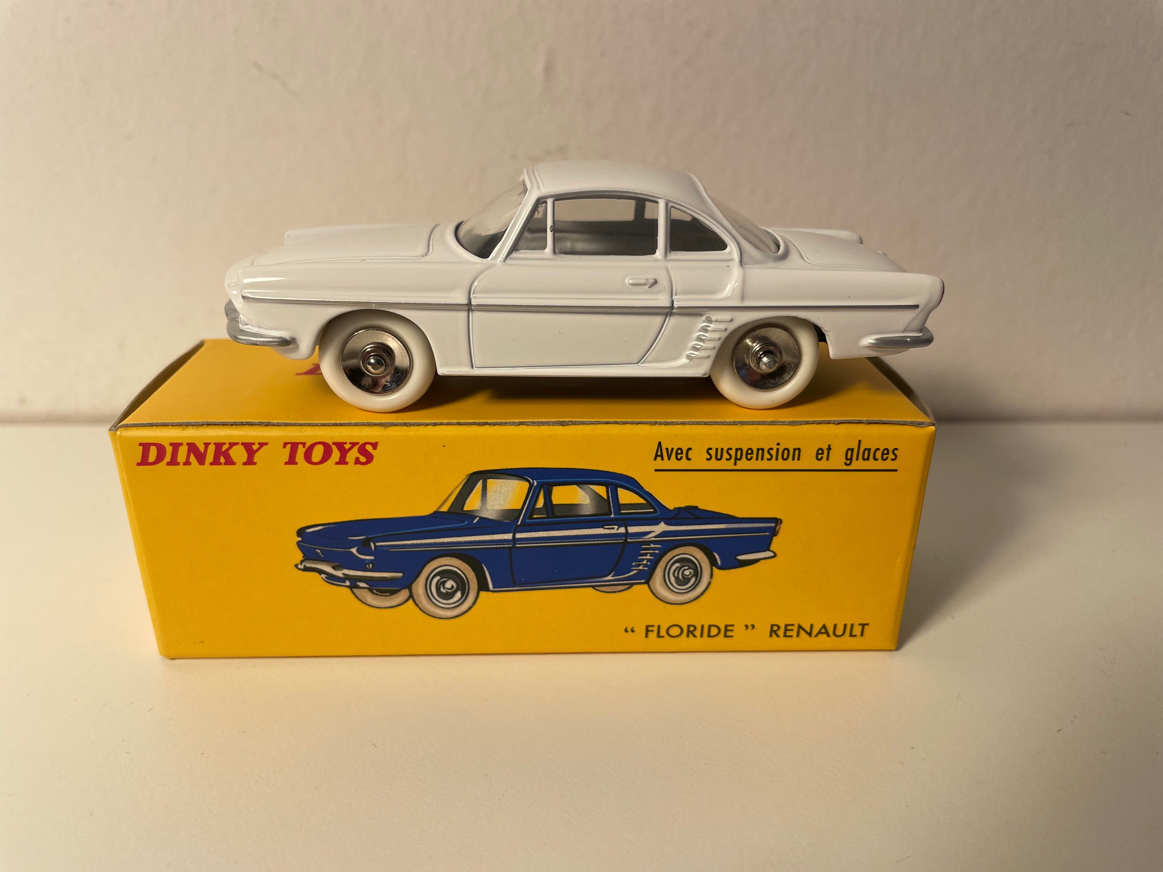 Renault Floride biała - Dinky-Toys (Wydanie Atlas) - N°543