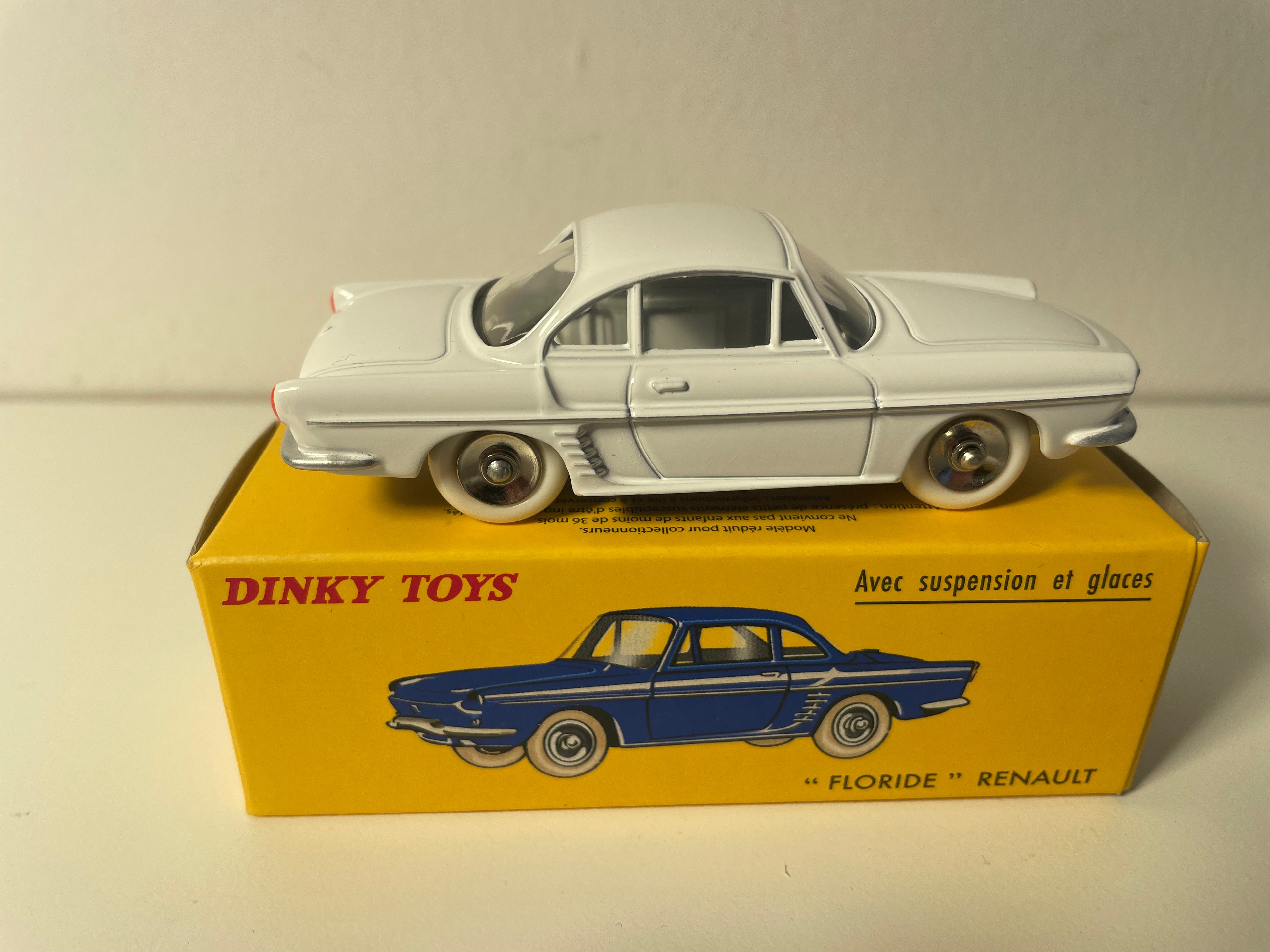 Renault Floride biała - Dinky-Toys (Wydanie Atlas) - N°543